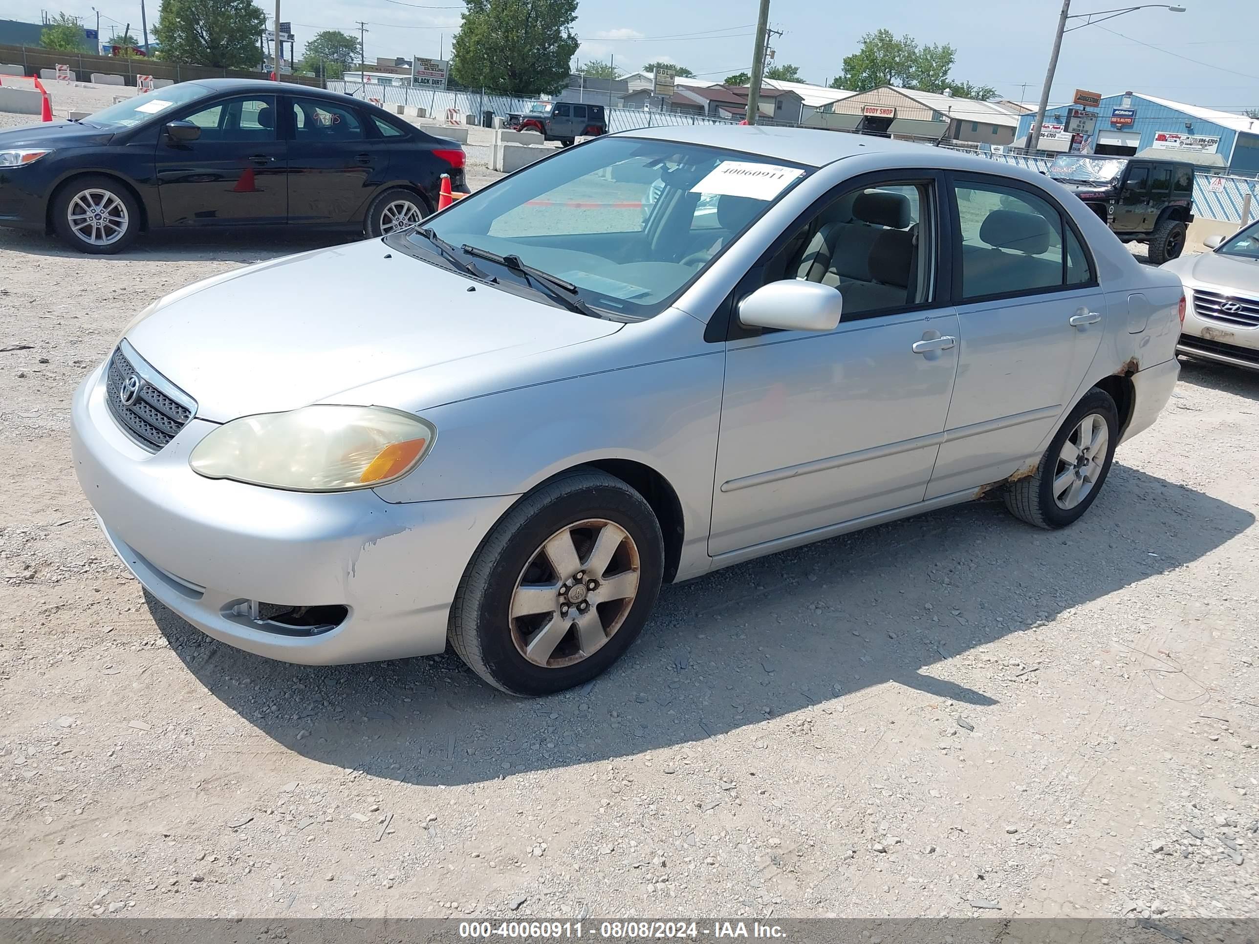 TOYOTA COROLLA image 2