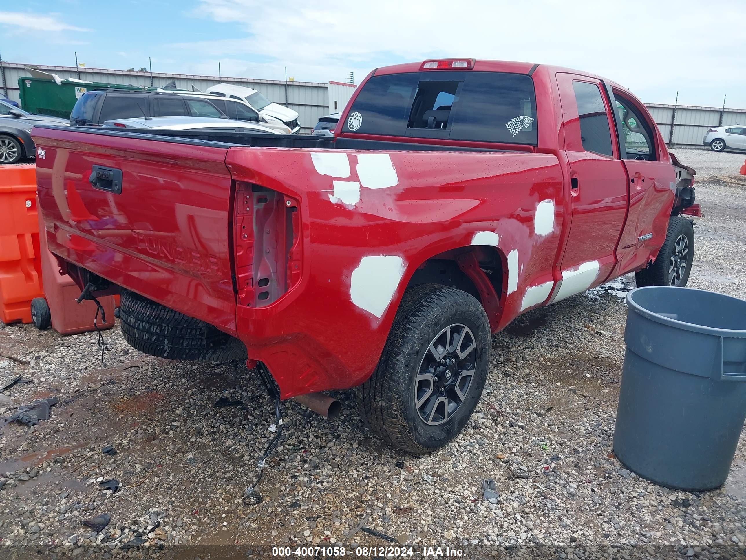 TOYOTA TUNDRA image 4