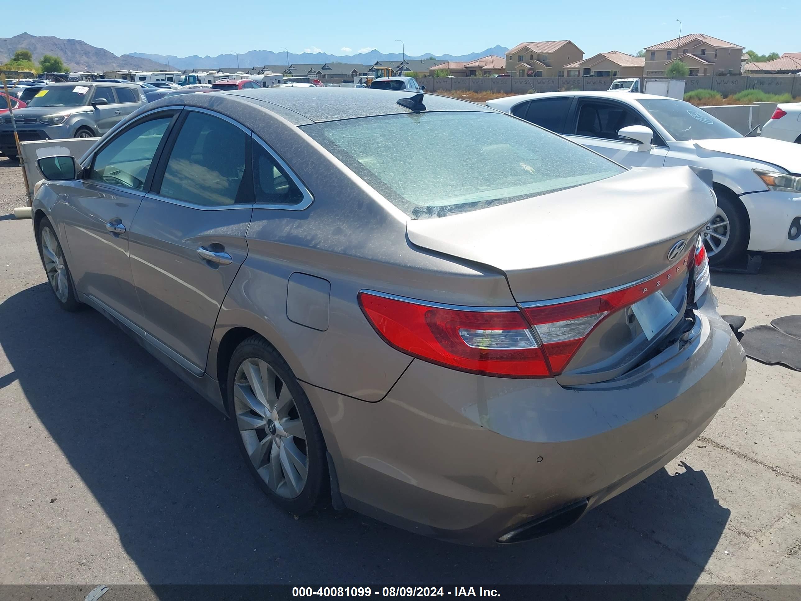 HYUNDAI AZERA image 3