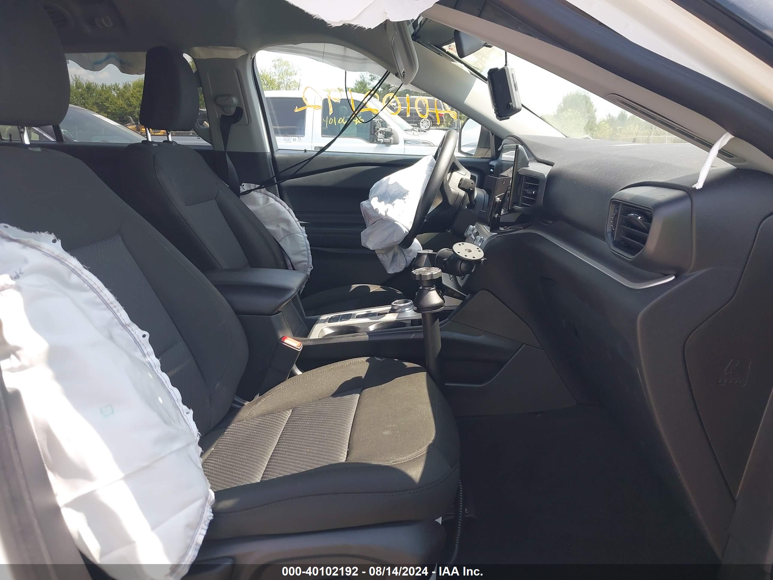 FORD EXPLORER image 5