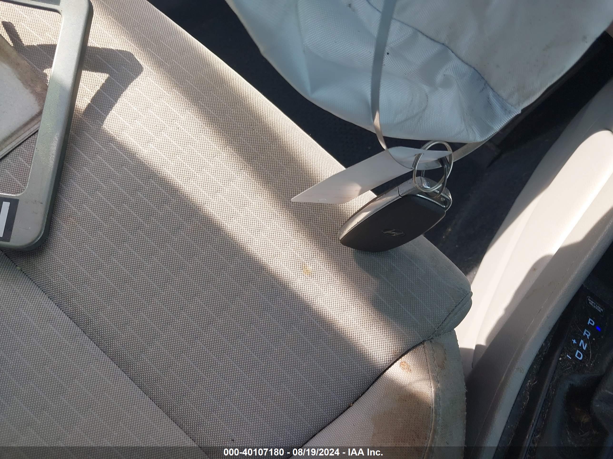 HYUNDAI TUCSON image 11