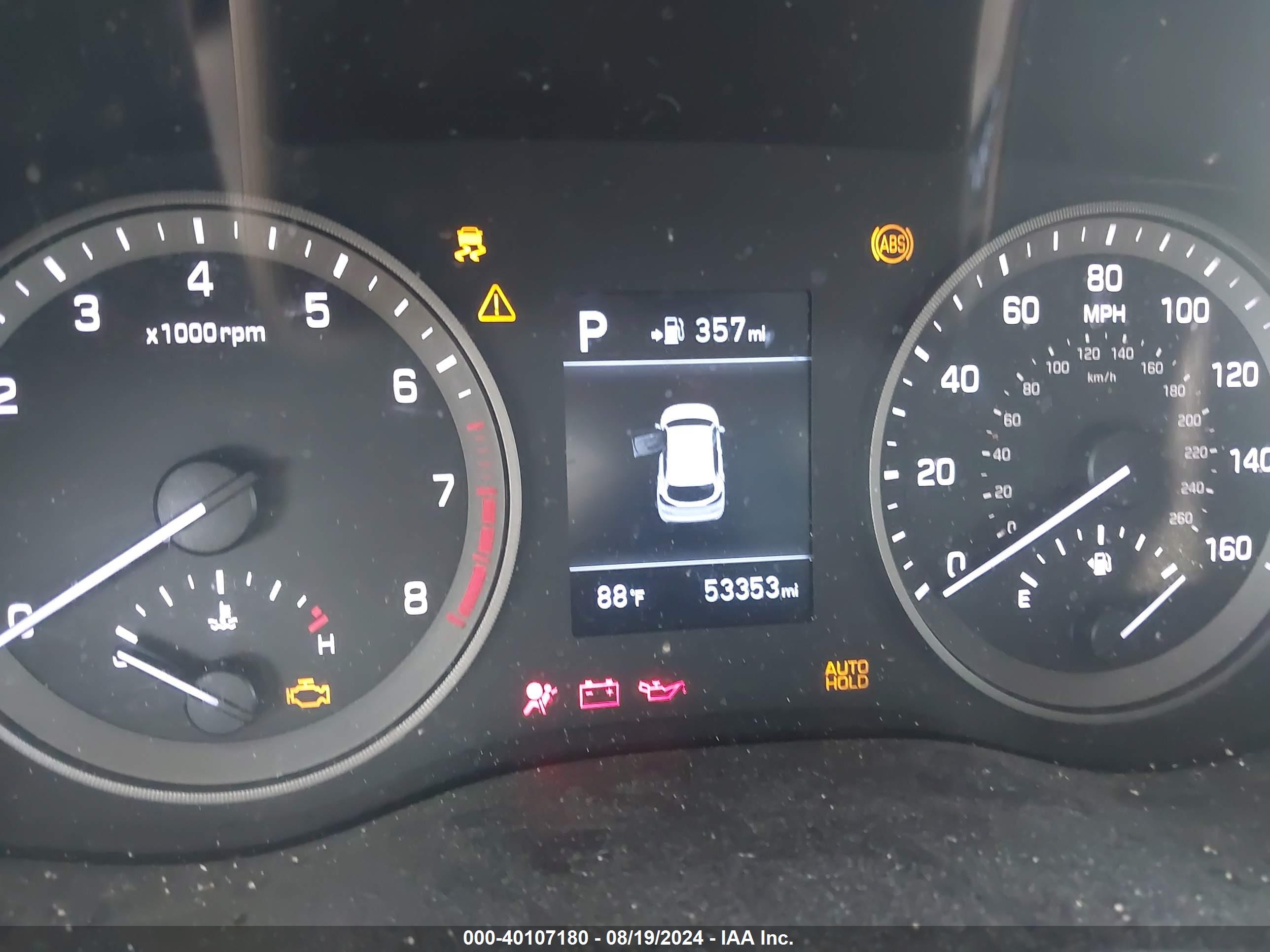 HYUNDAI TUCSON image 7
