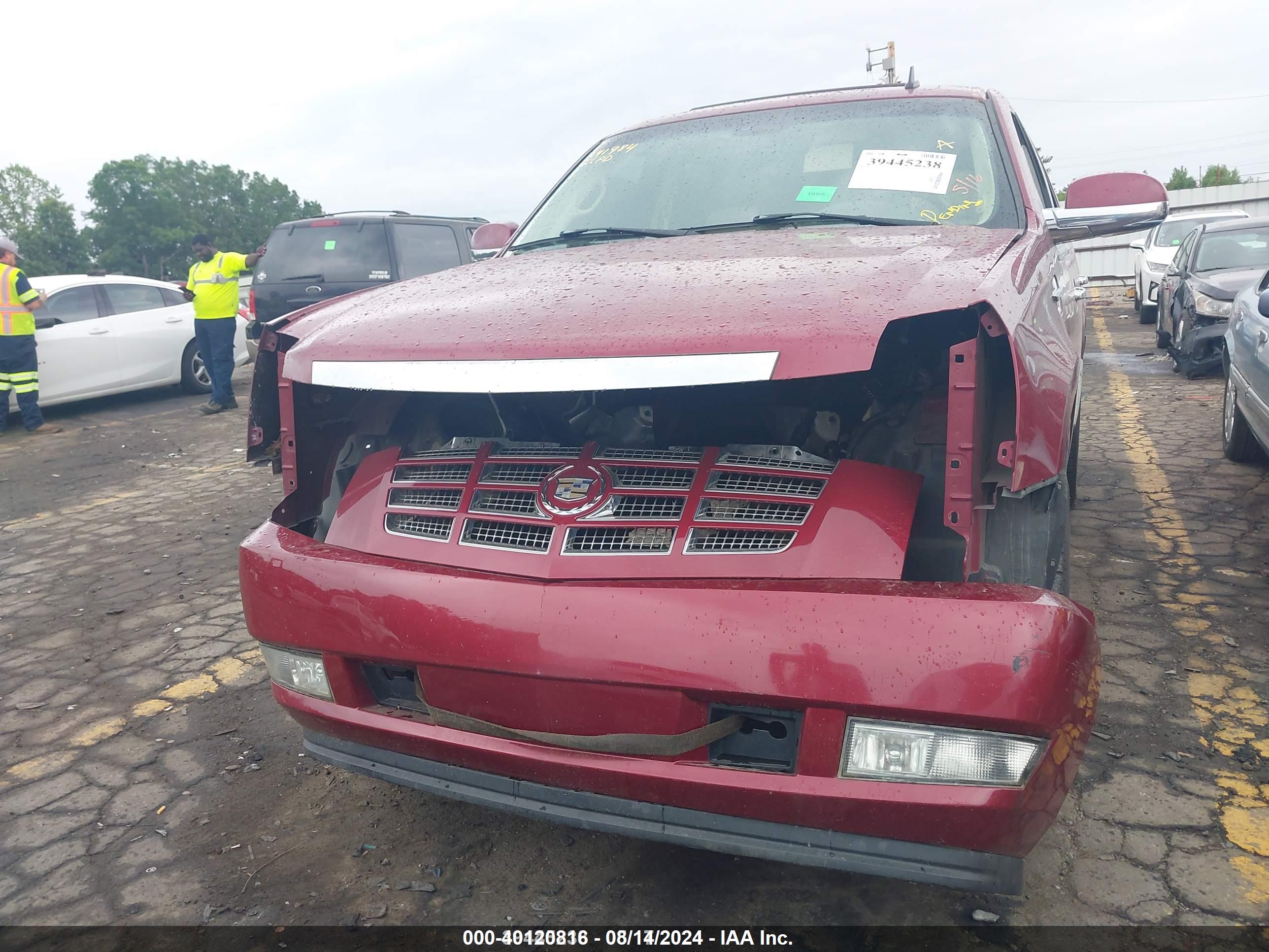 CADILLAC ESCALADE image 6