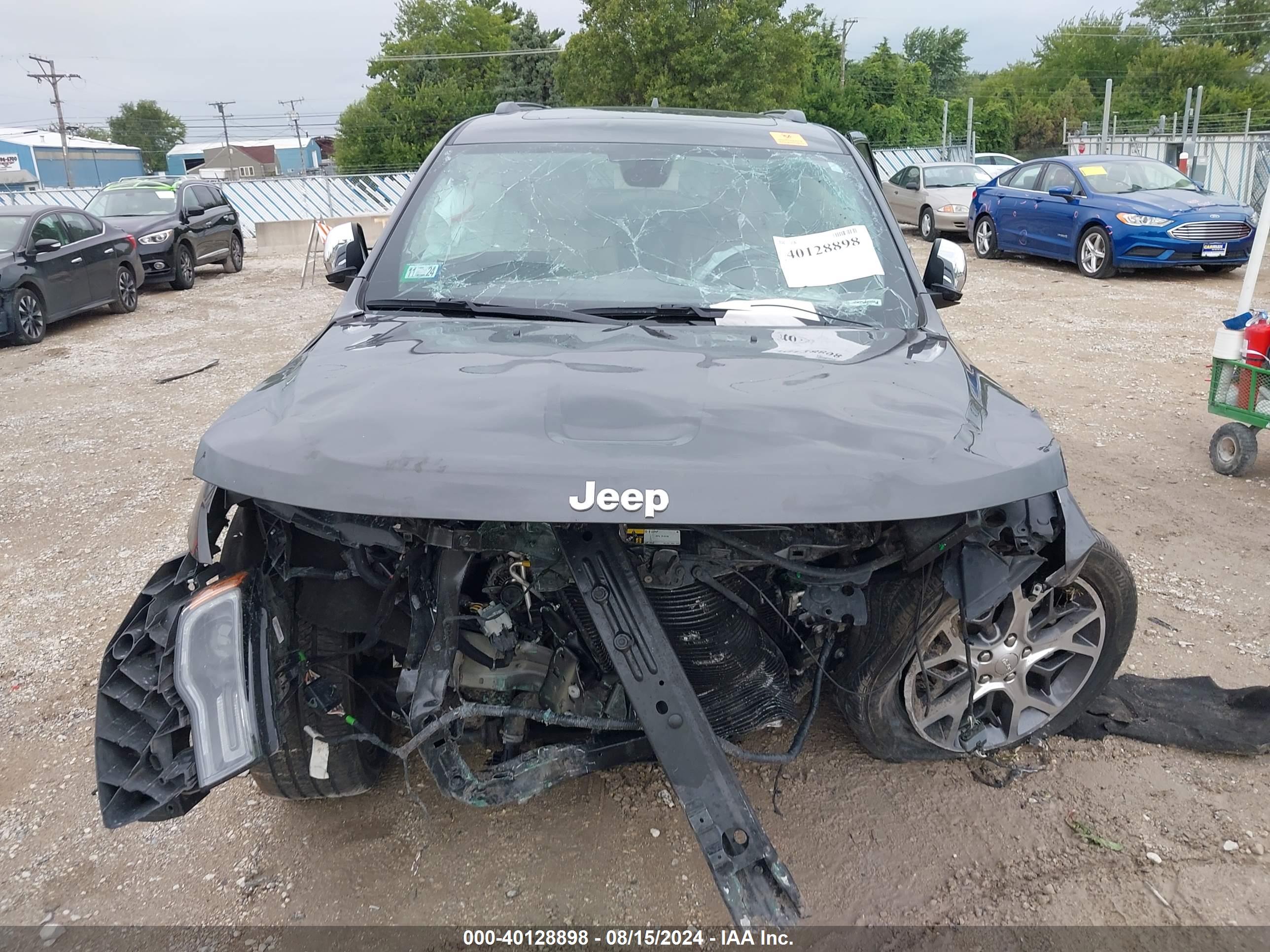 JEEP GRAND image 6