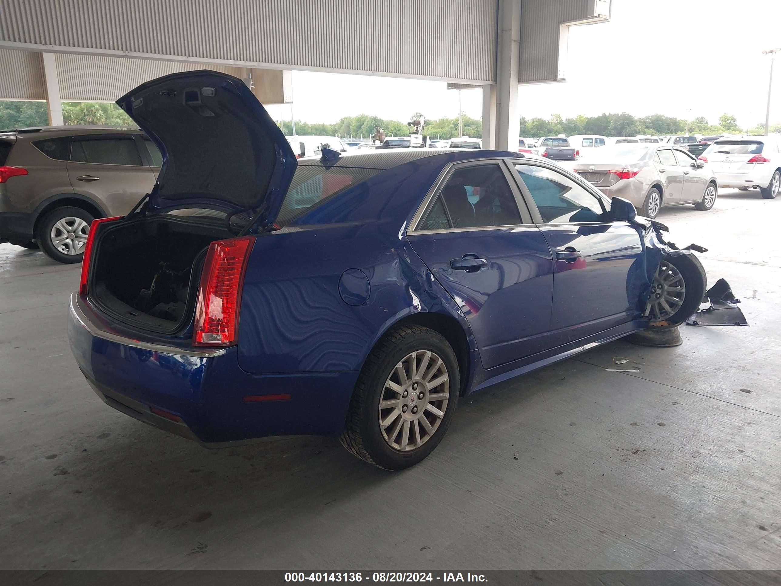 CADILLAC CTS image 4