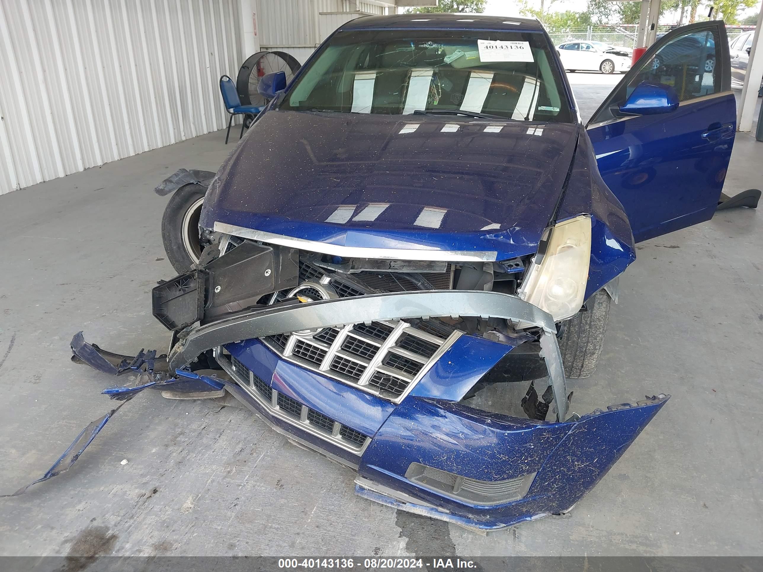 CADILLAC CTS image 6