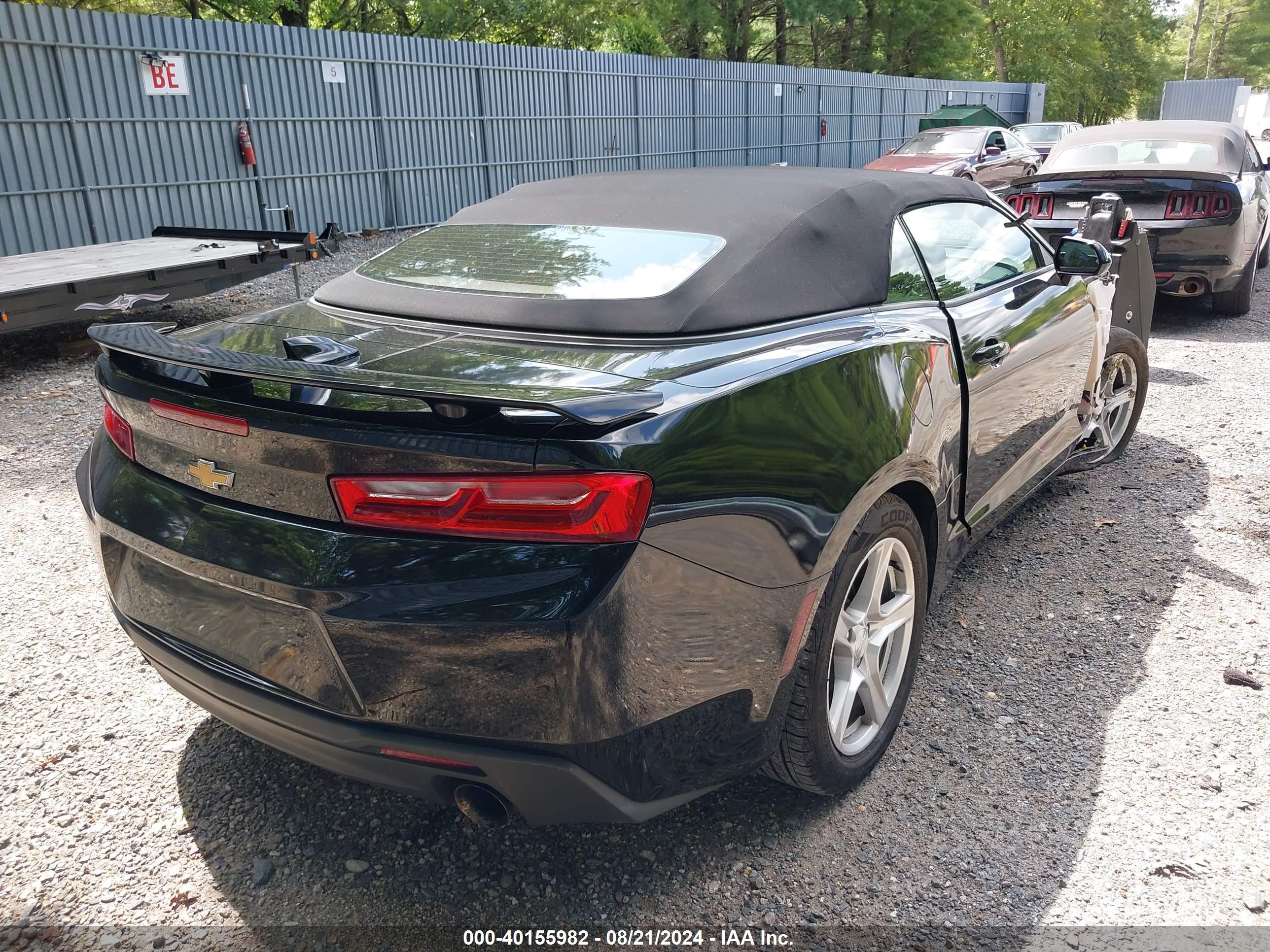 CHEVROLET CAMARO image 4