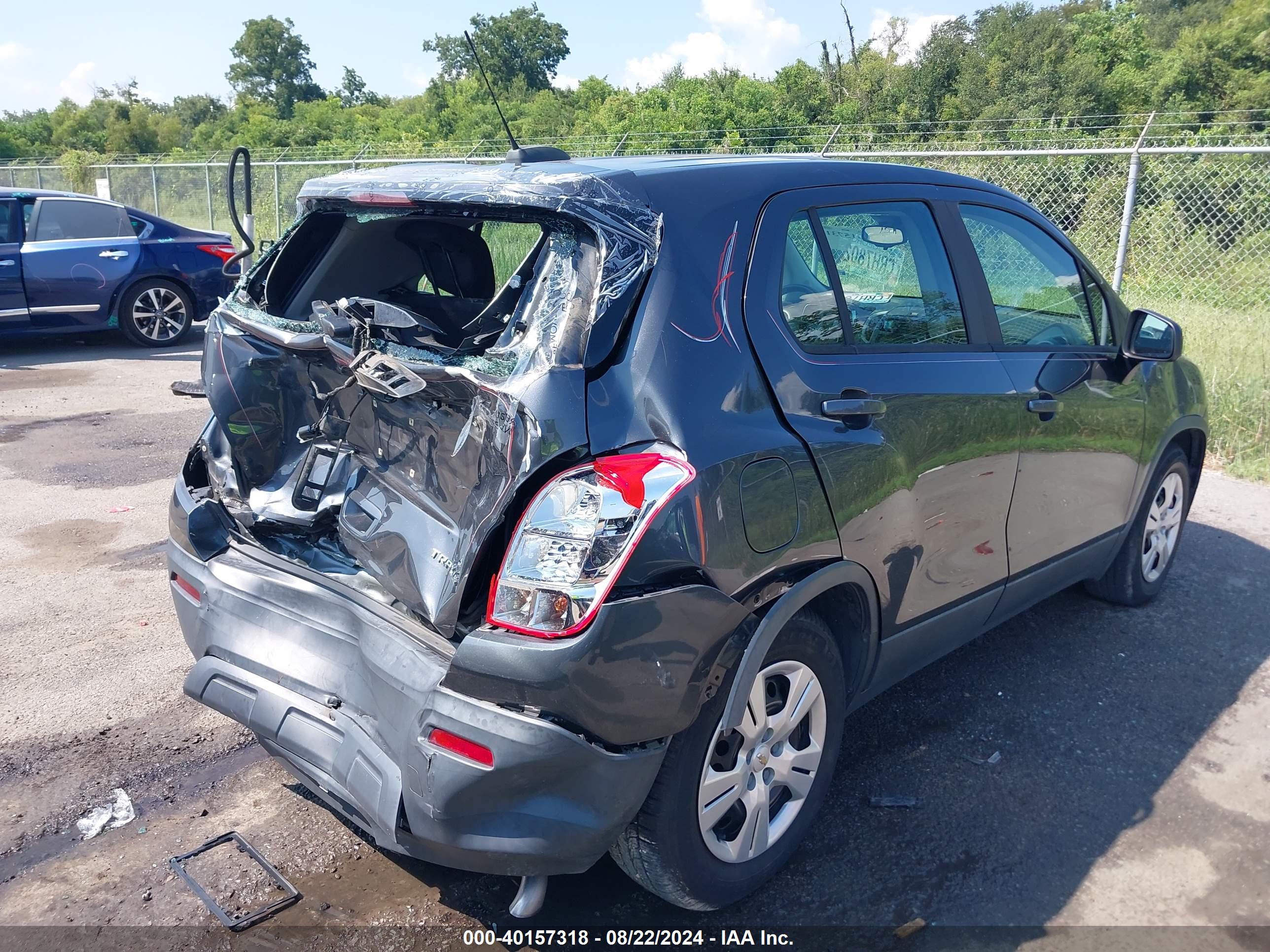 CHEVROLET TRAX image 4
