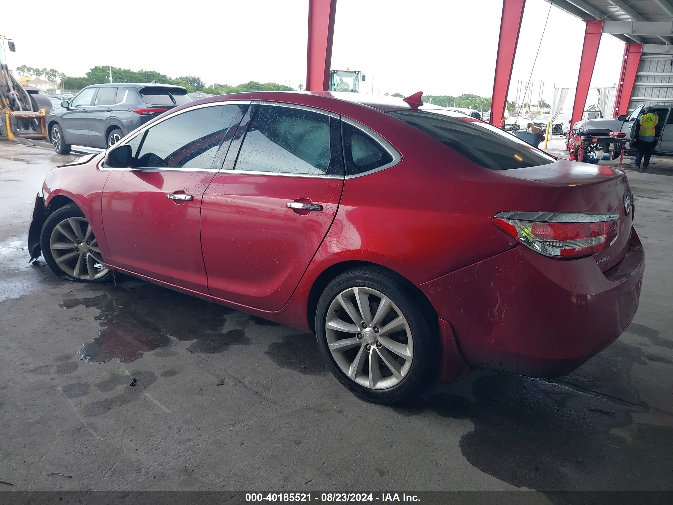 BUICK VERANO image 3