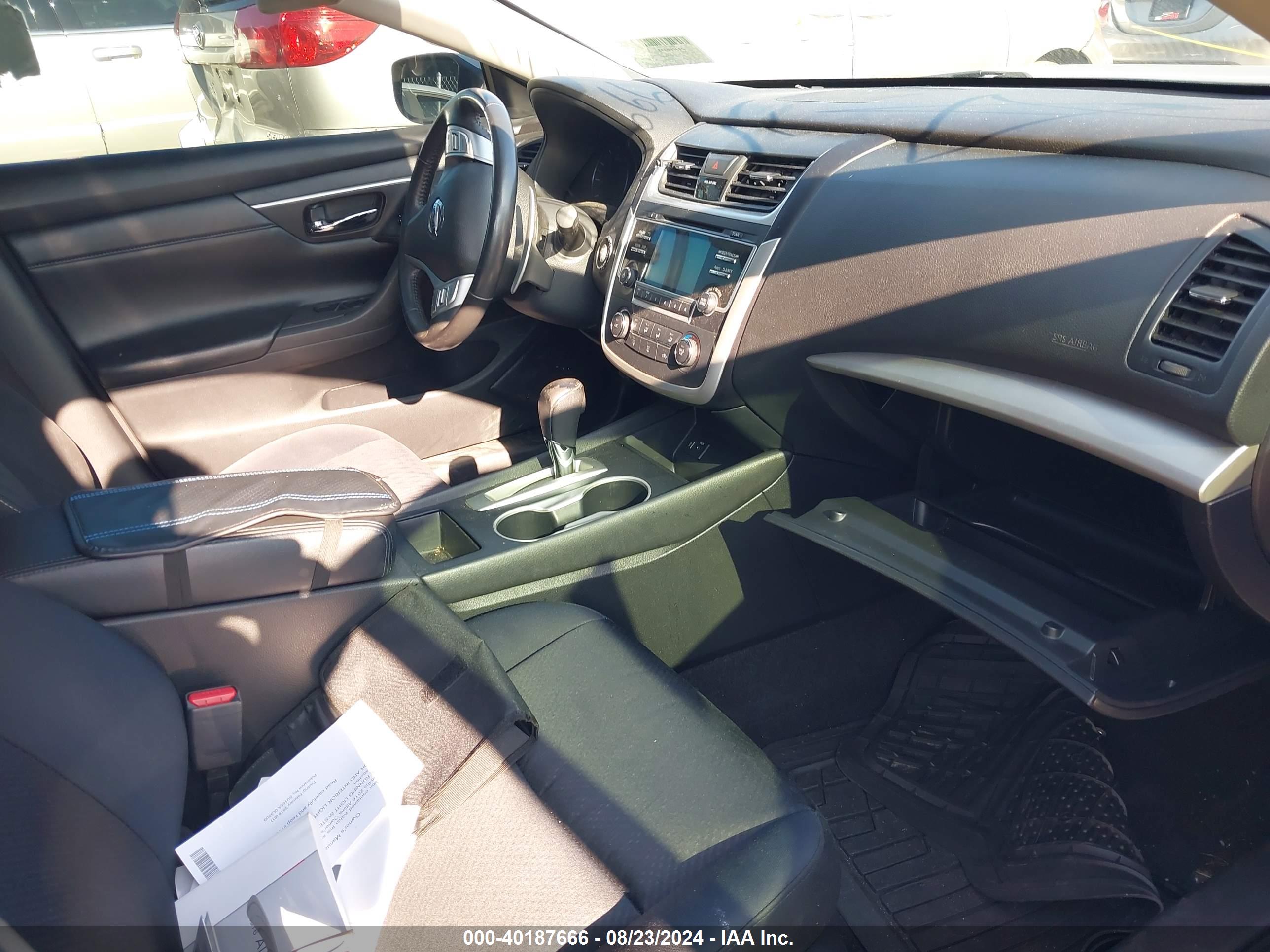 NISSAN ALTIMA image 5