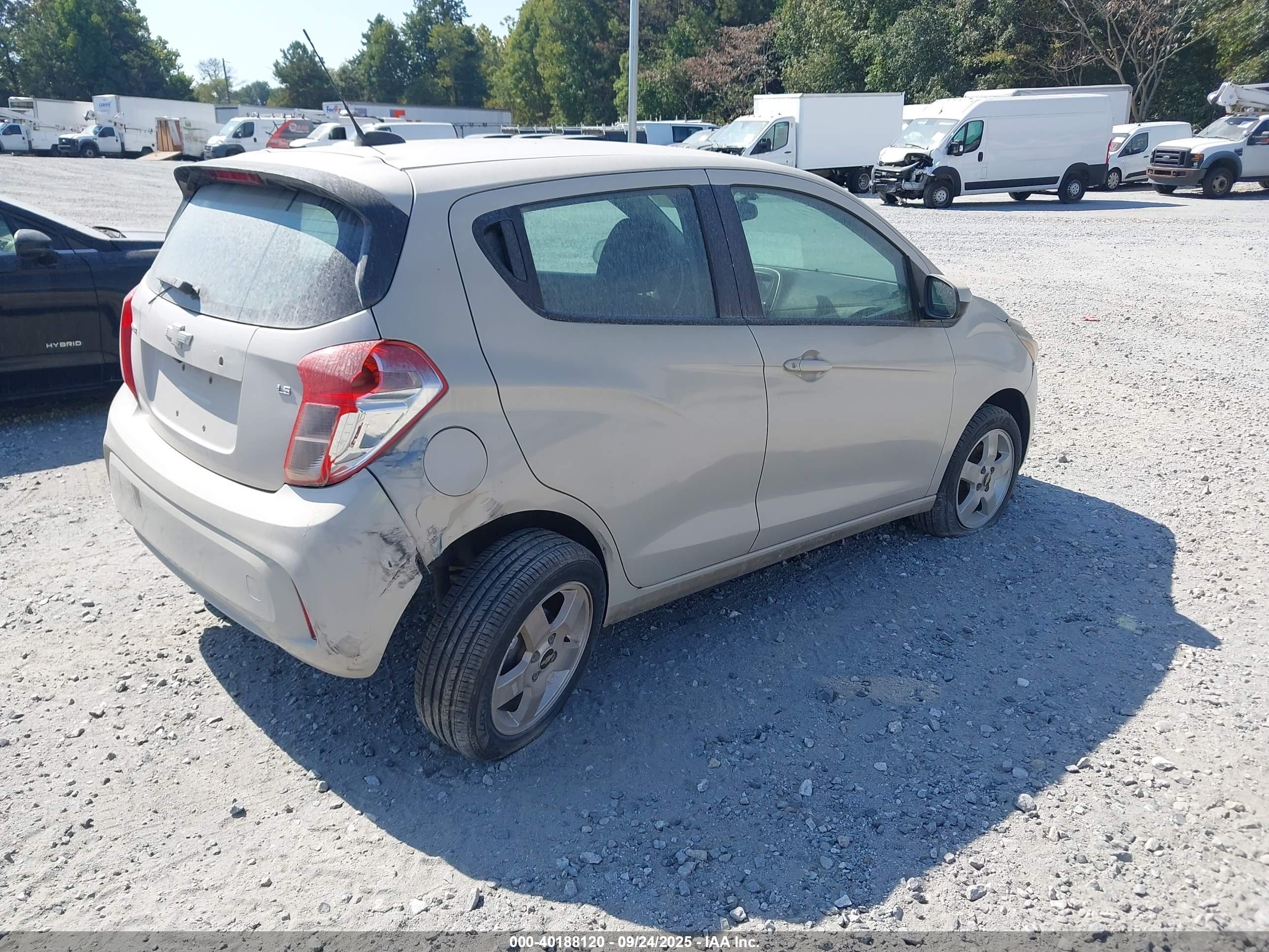 CHEVROLET SPARK image 4
