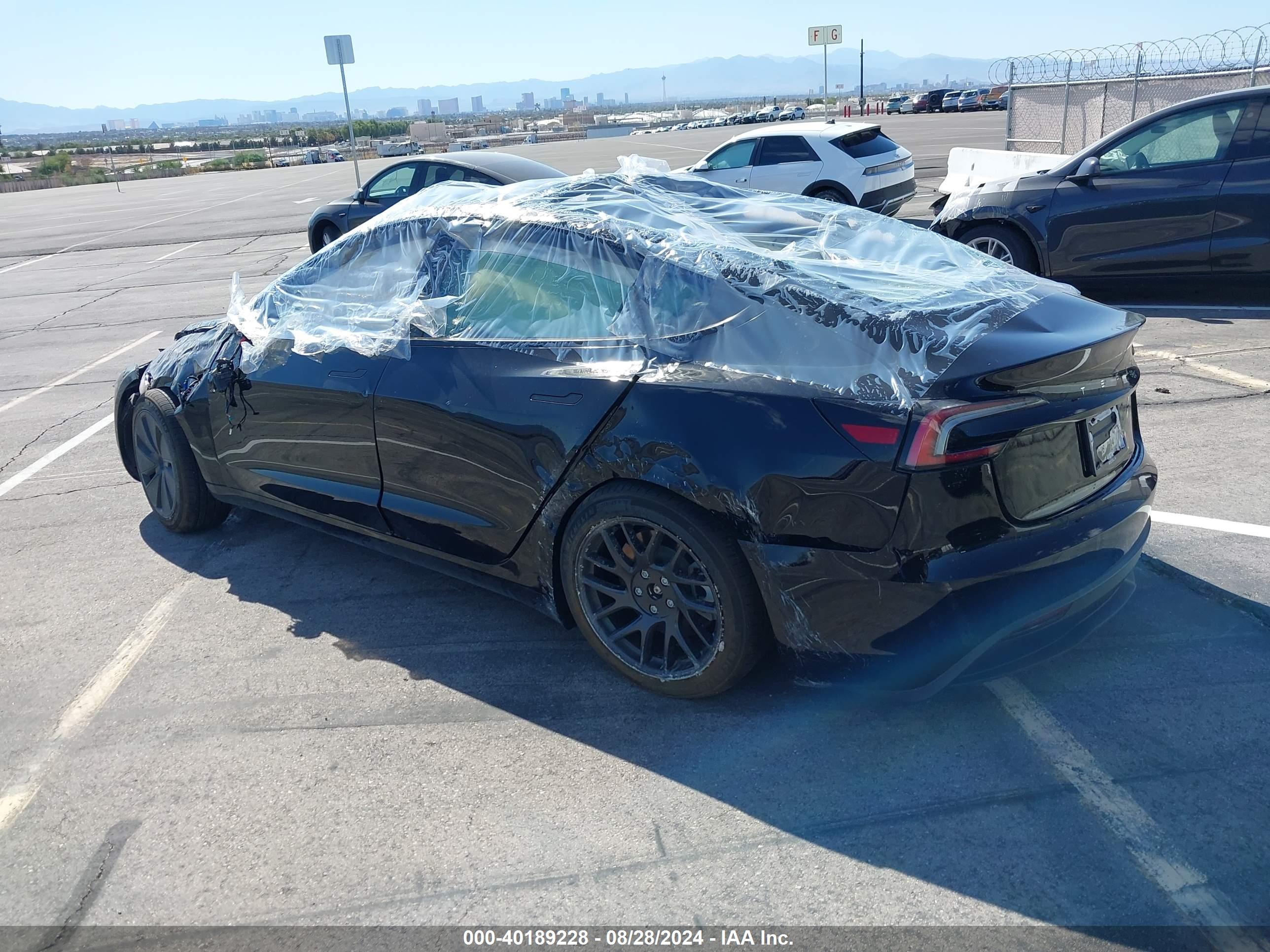 TESLA MODEL image 3