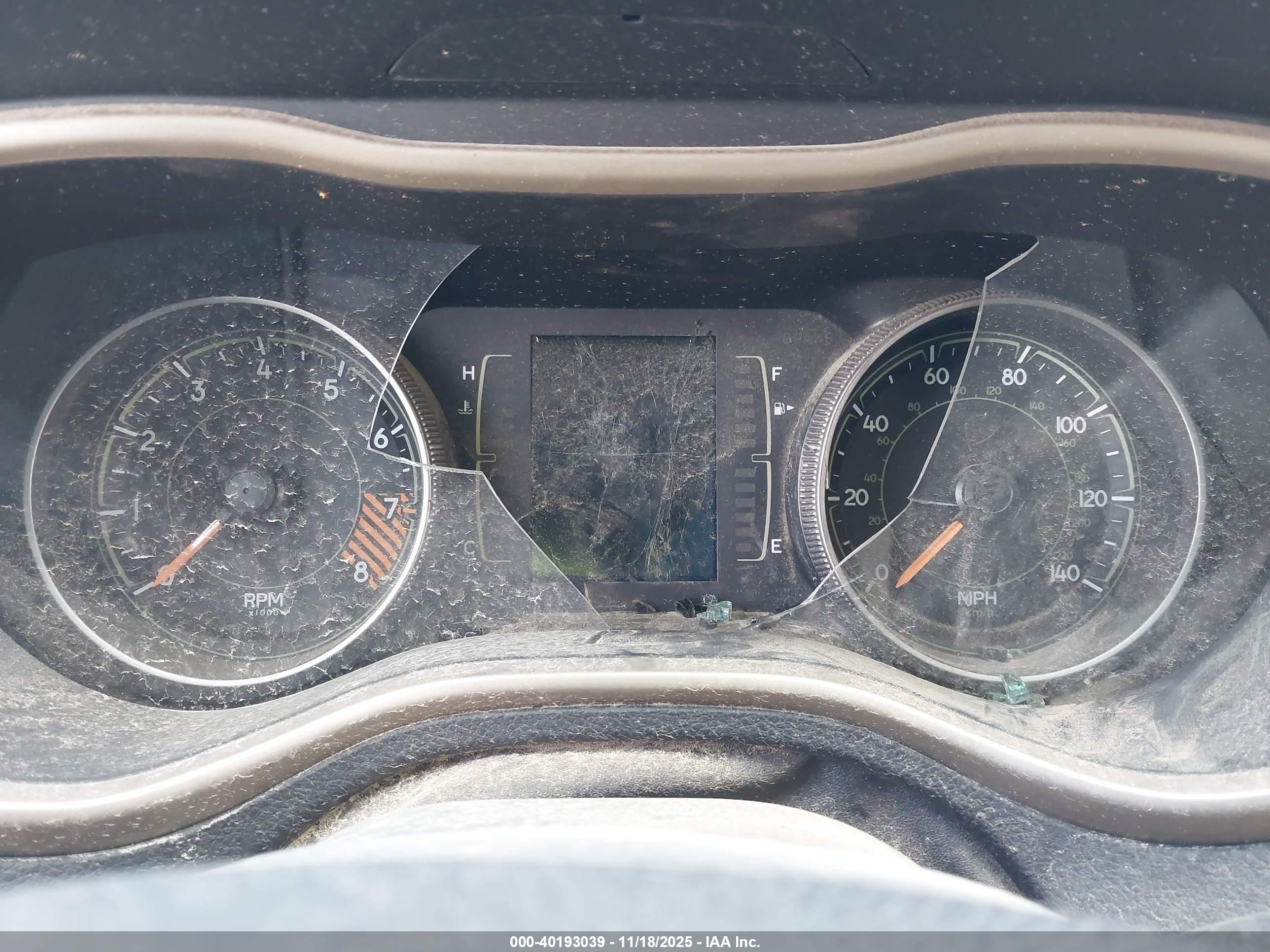 JEEP CHEROKEE image 7