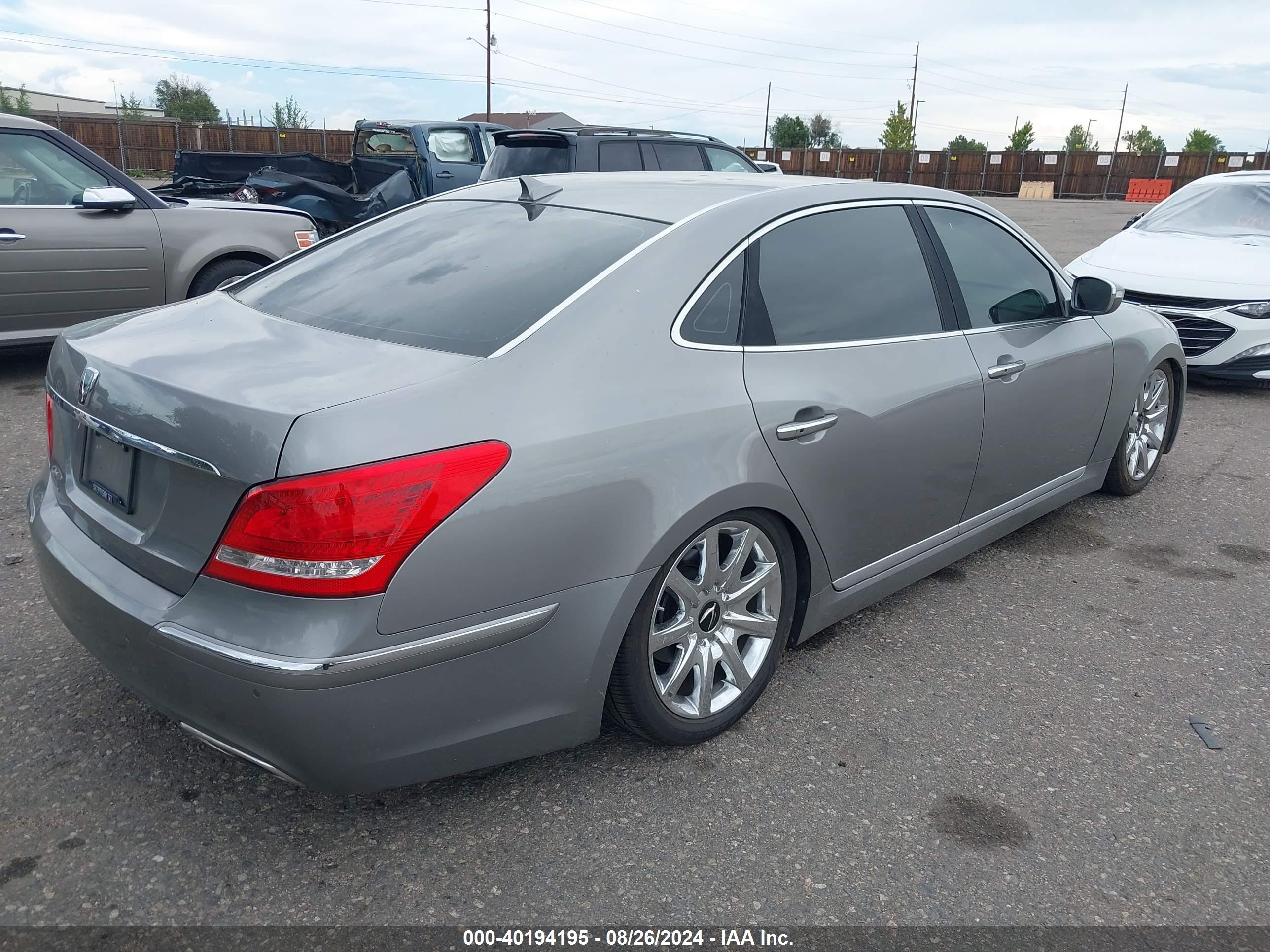 HYUNDAI EQUUS image 4