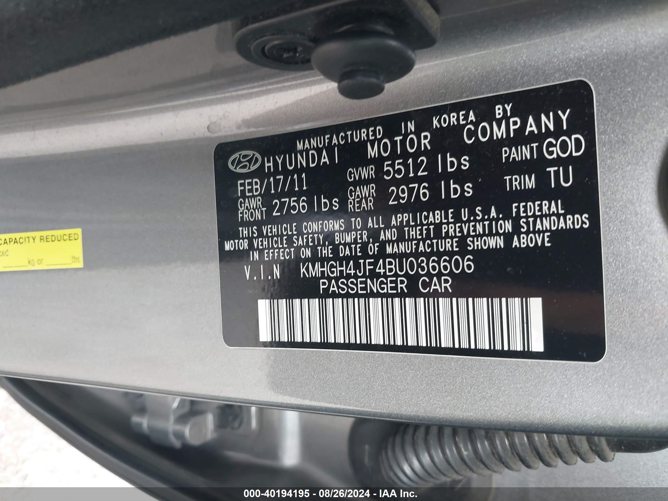 HYUNDAI EQUUS image 9