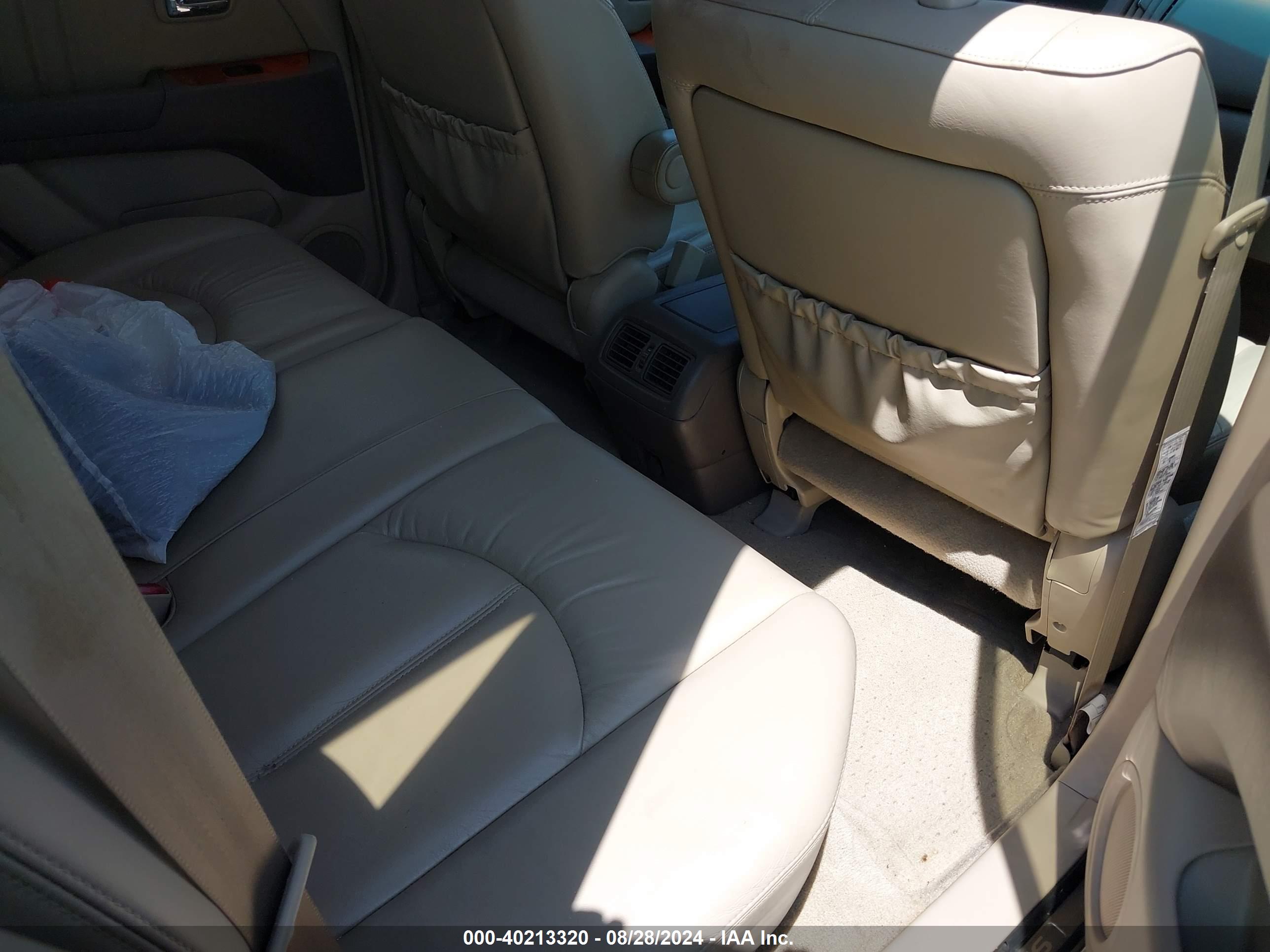 LEXUS RX image 8
