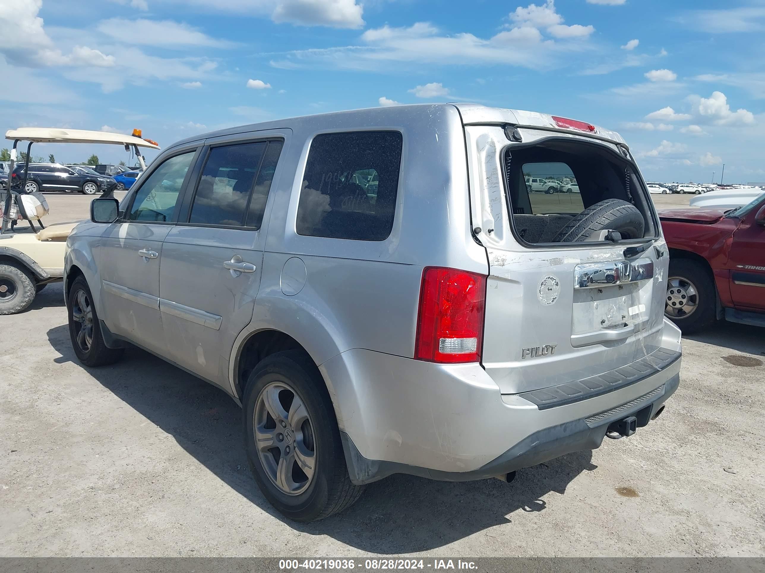 HONDA PILOT image 3