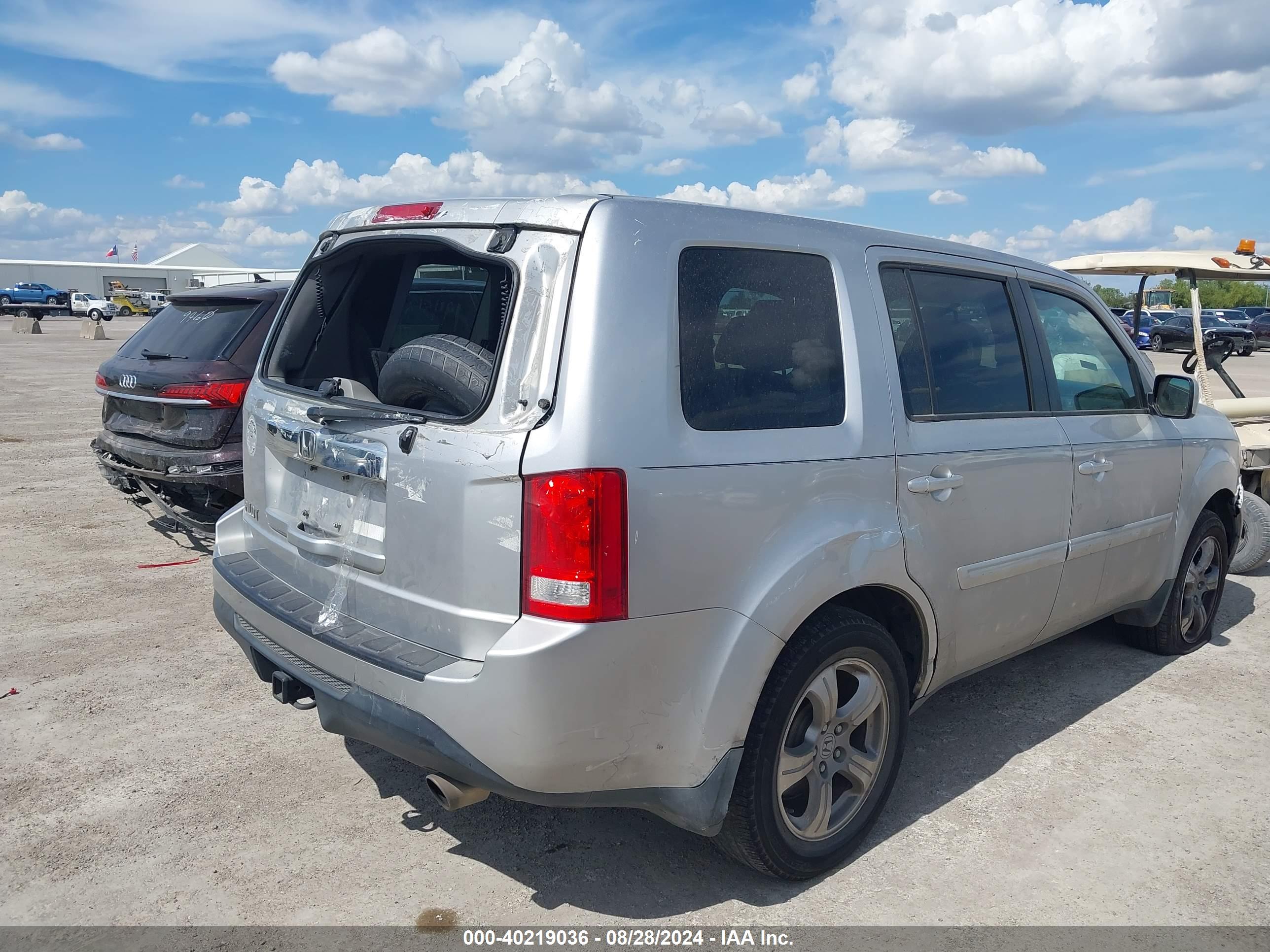 HONDA PILOT image 6