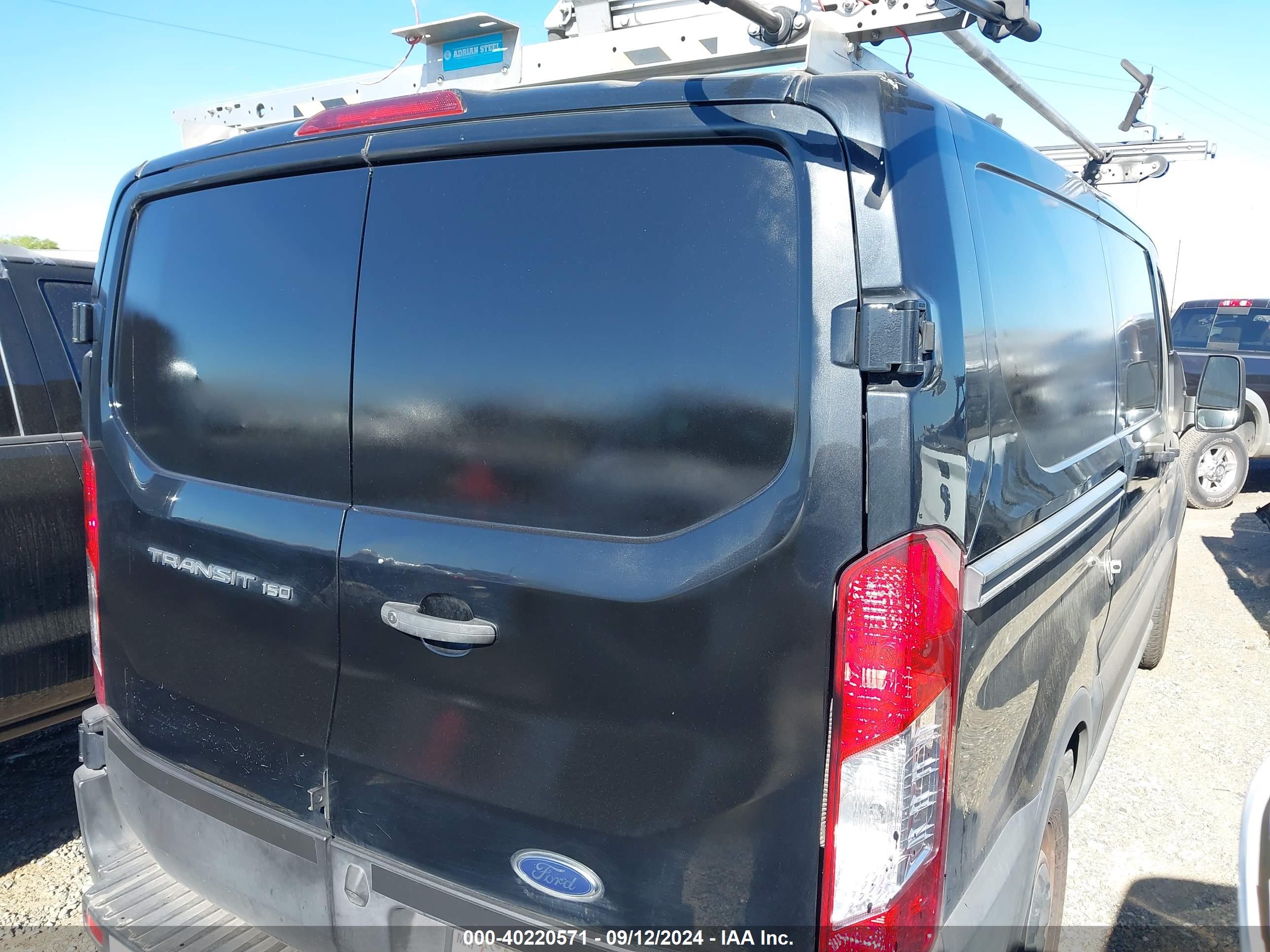 FORD TRANSIT-150 image 4