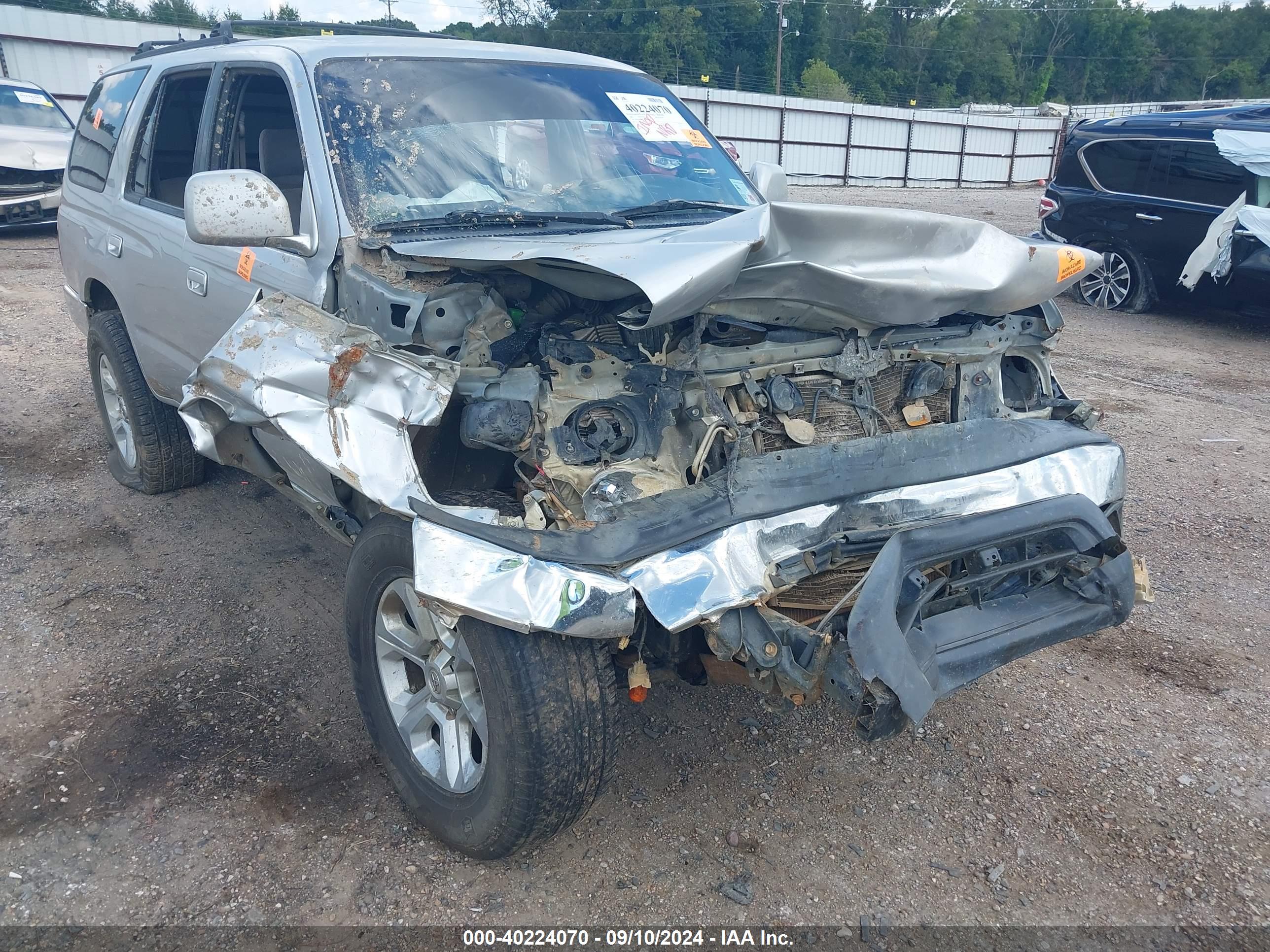 TOYOTA 4RUNNER image 6