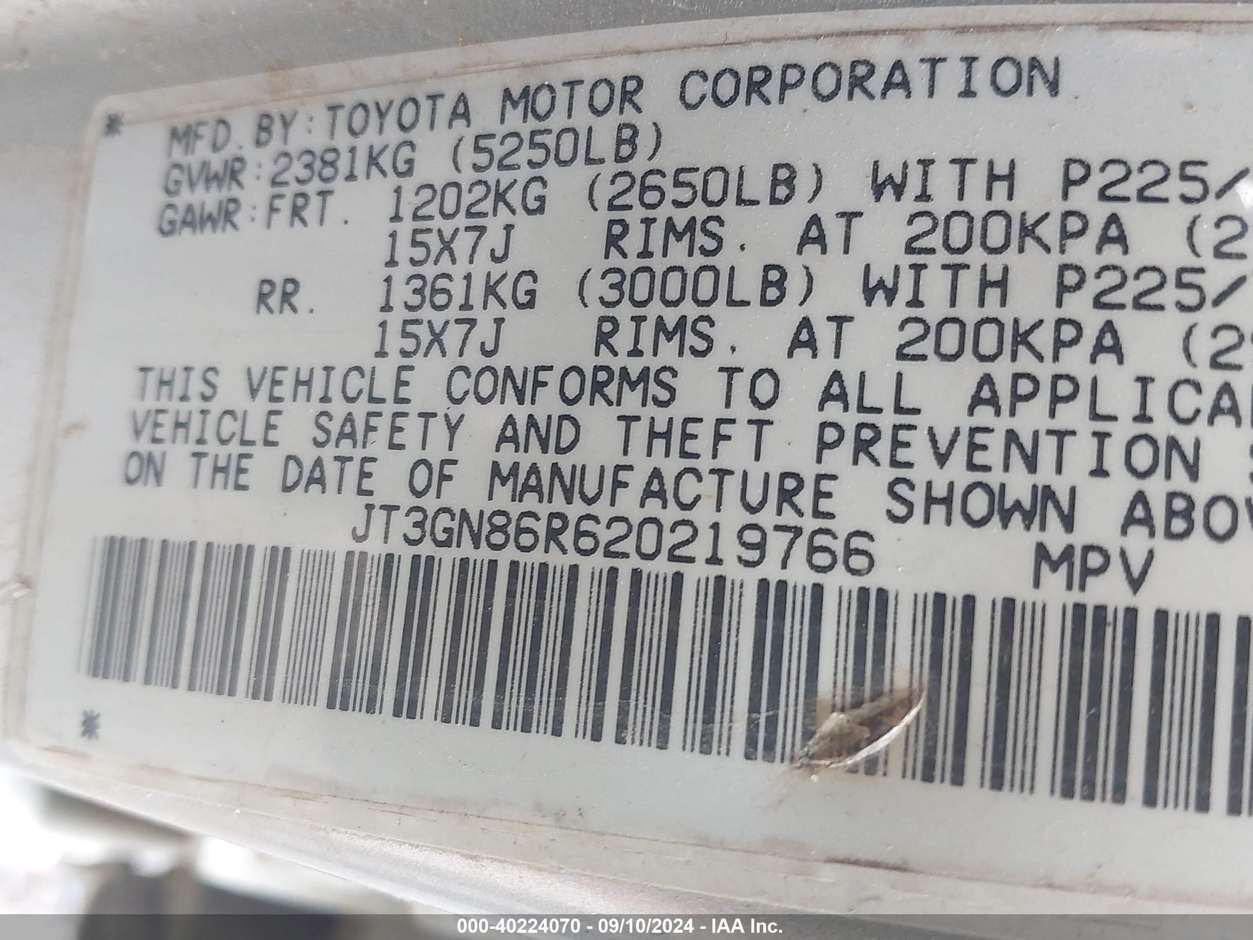 TOYOTA 4RUNNER image 9