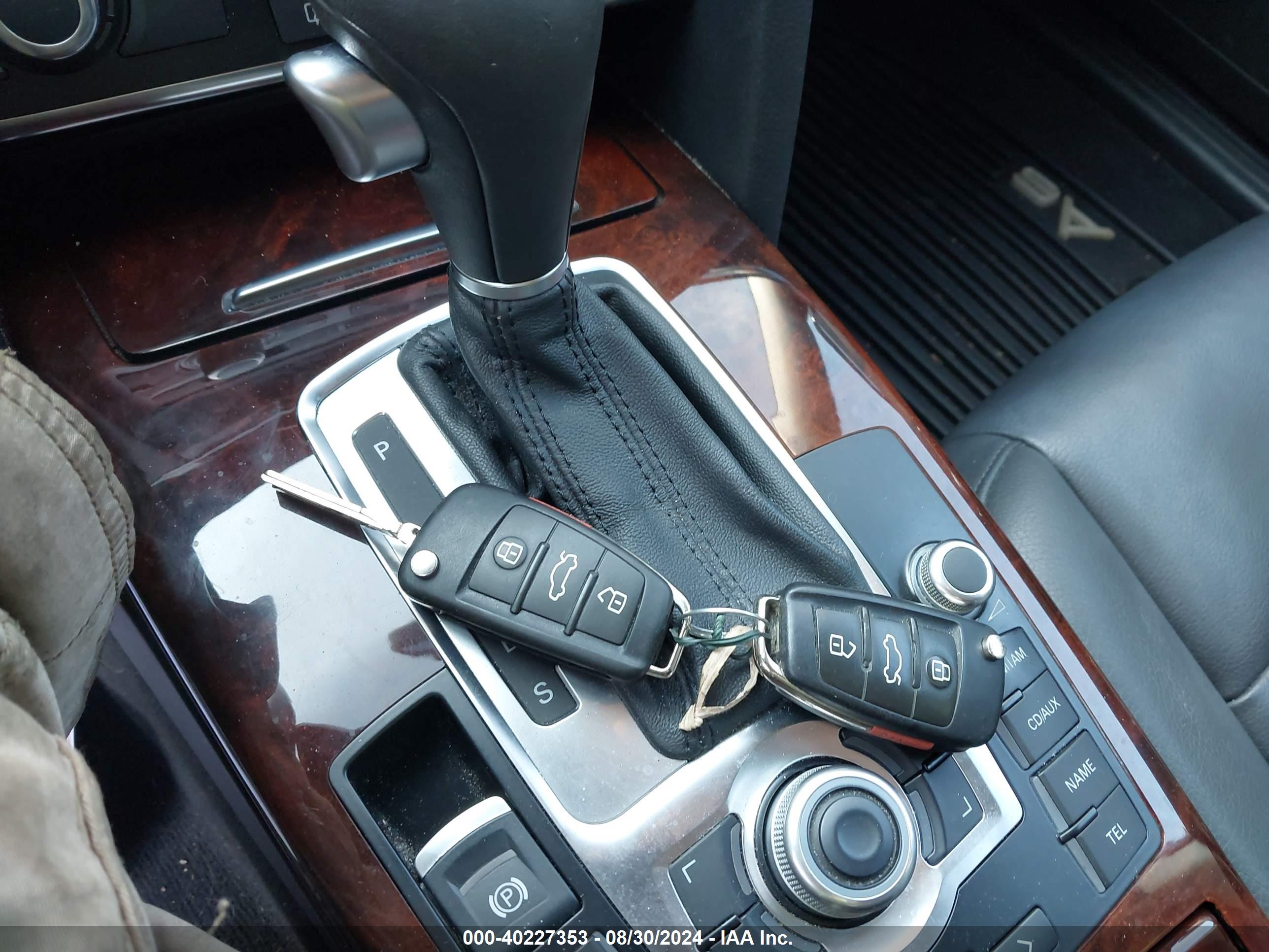AUDI A6 image 11