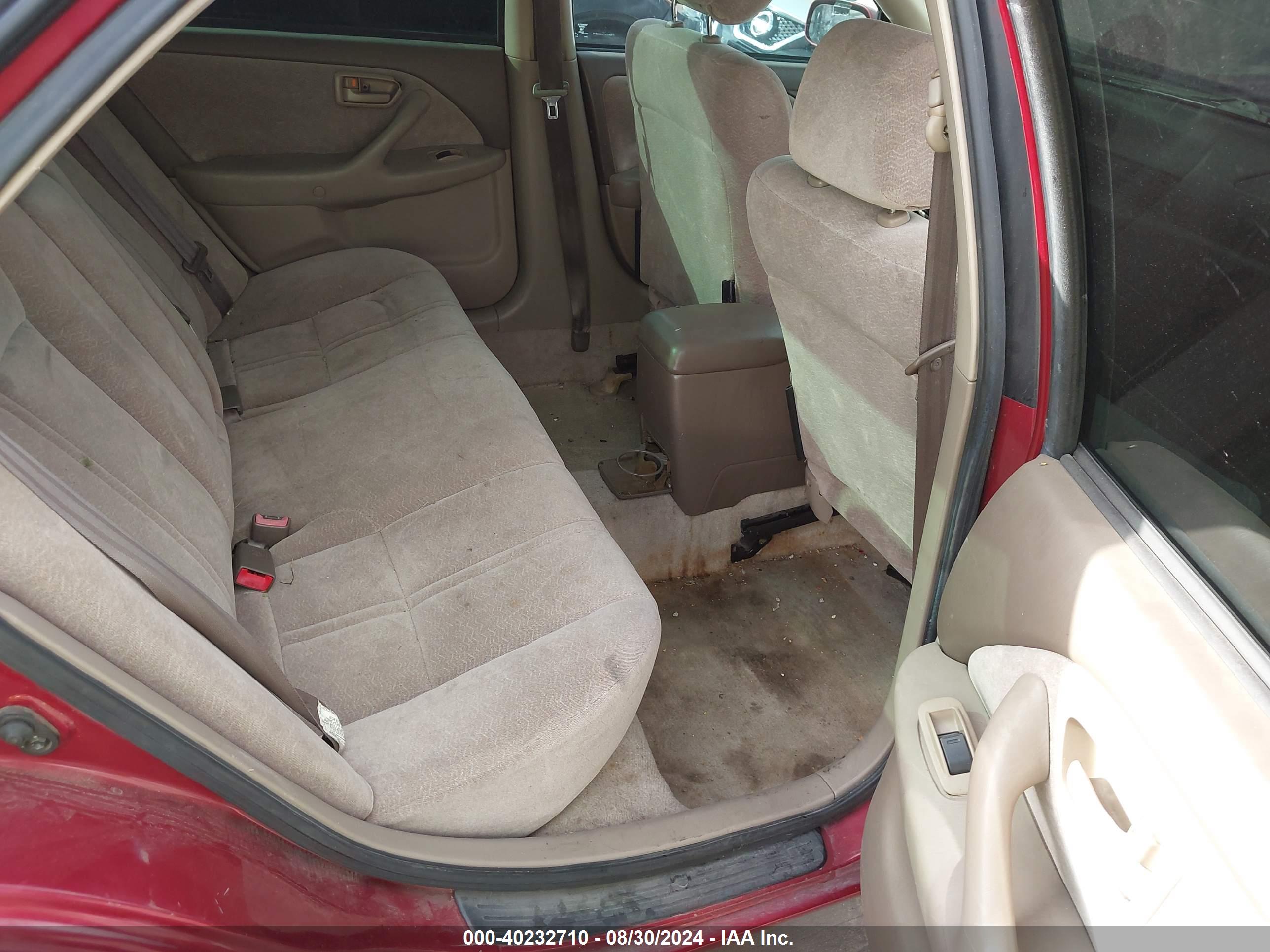 TOYOTA CAMRY image 8
