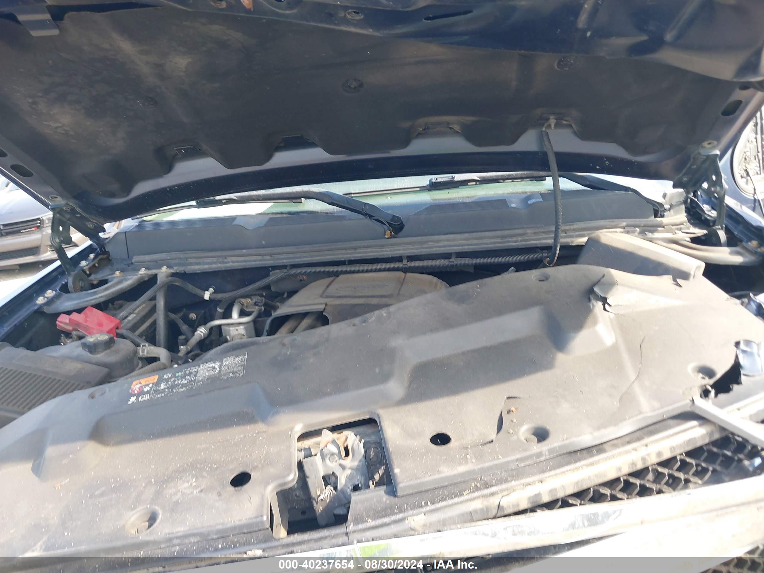 CHEVROLET SILVERADO image 10