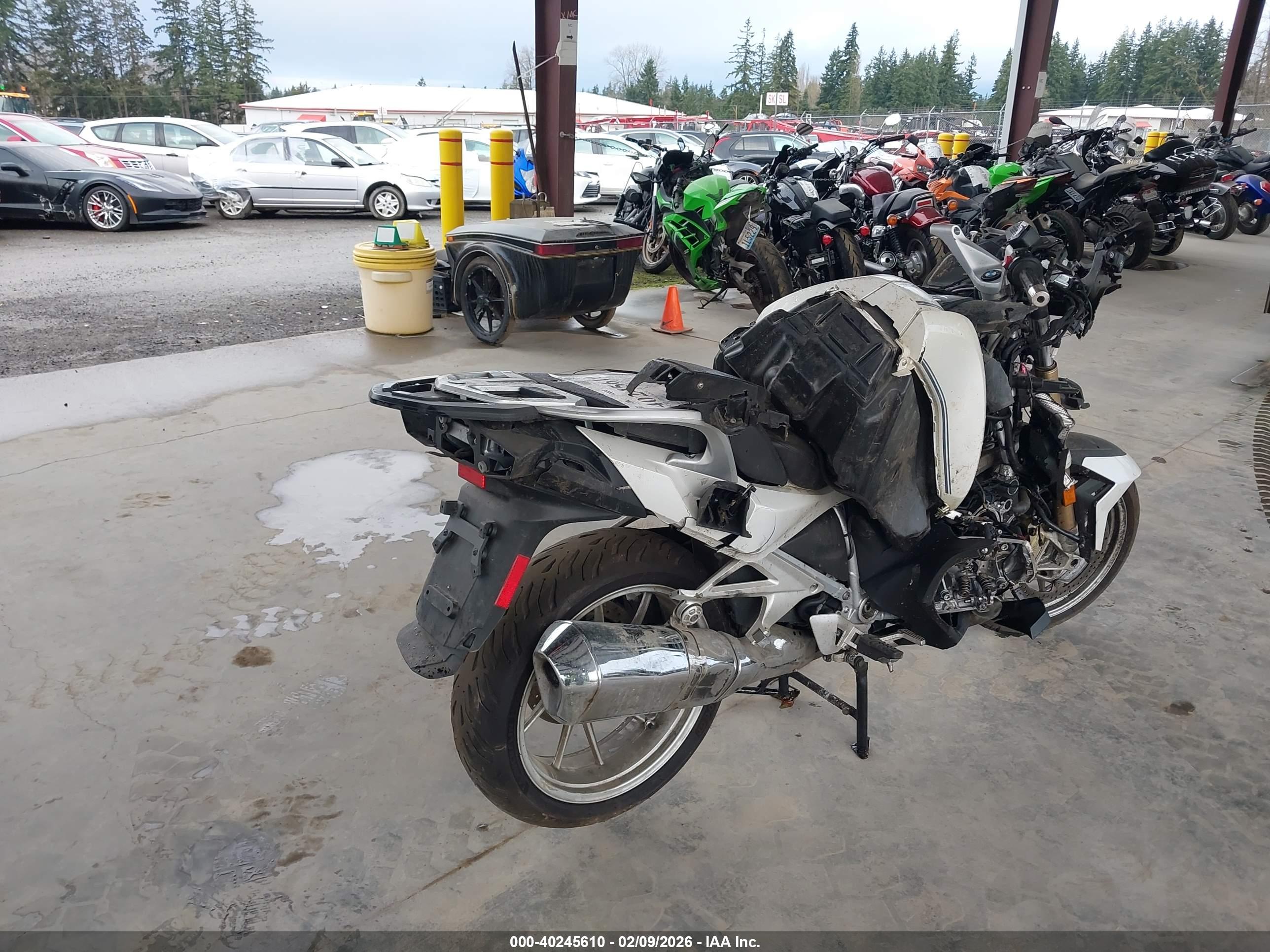 BMW R image 4