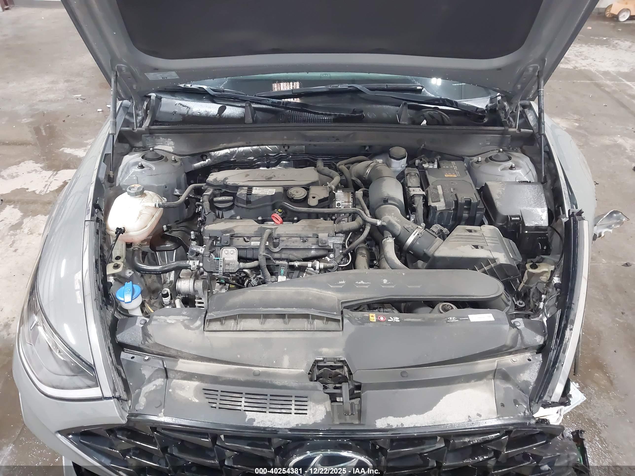 HYUNDAI SONATA image 10