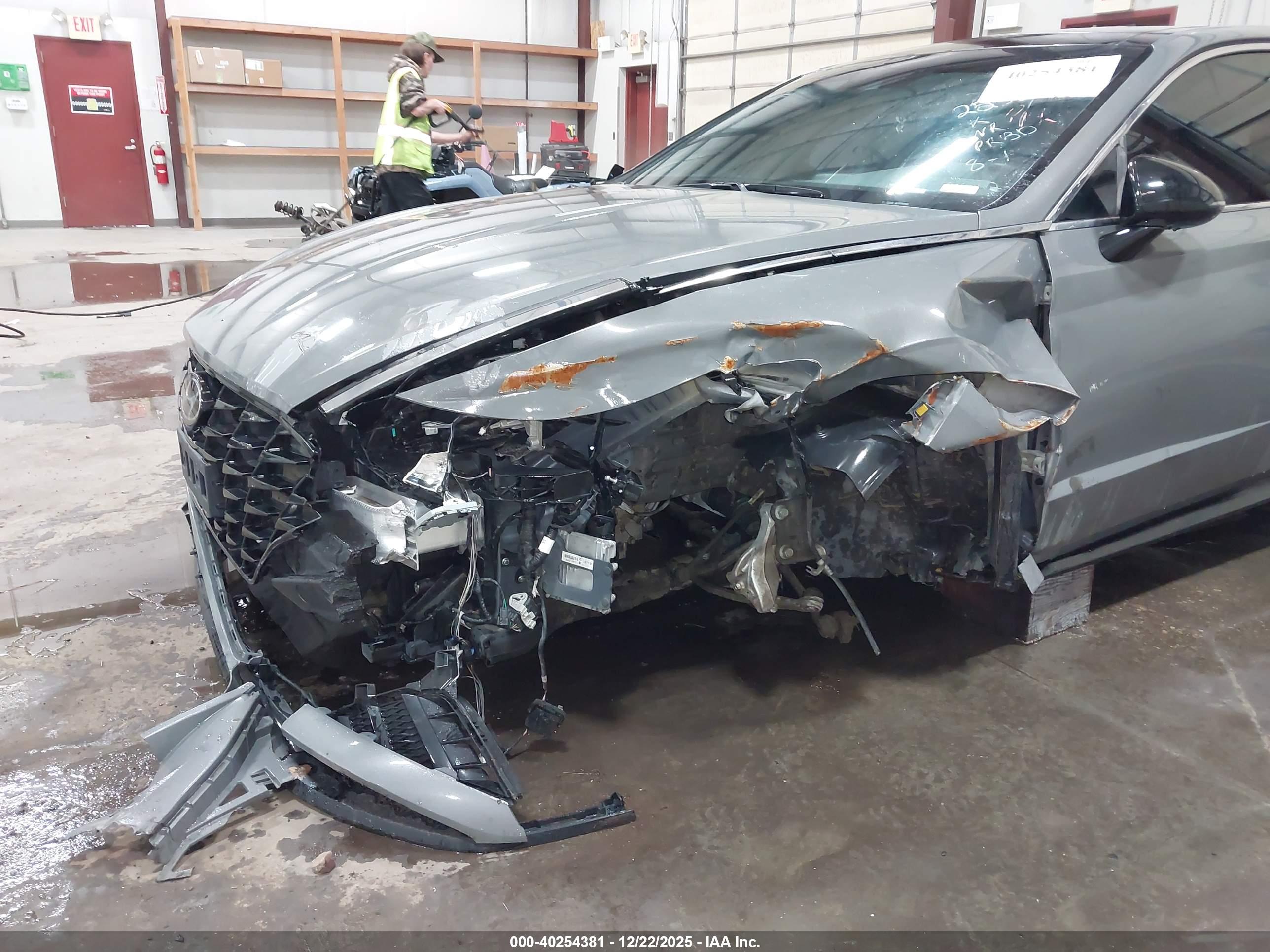 HYUNDAI SONATA image 6