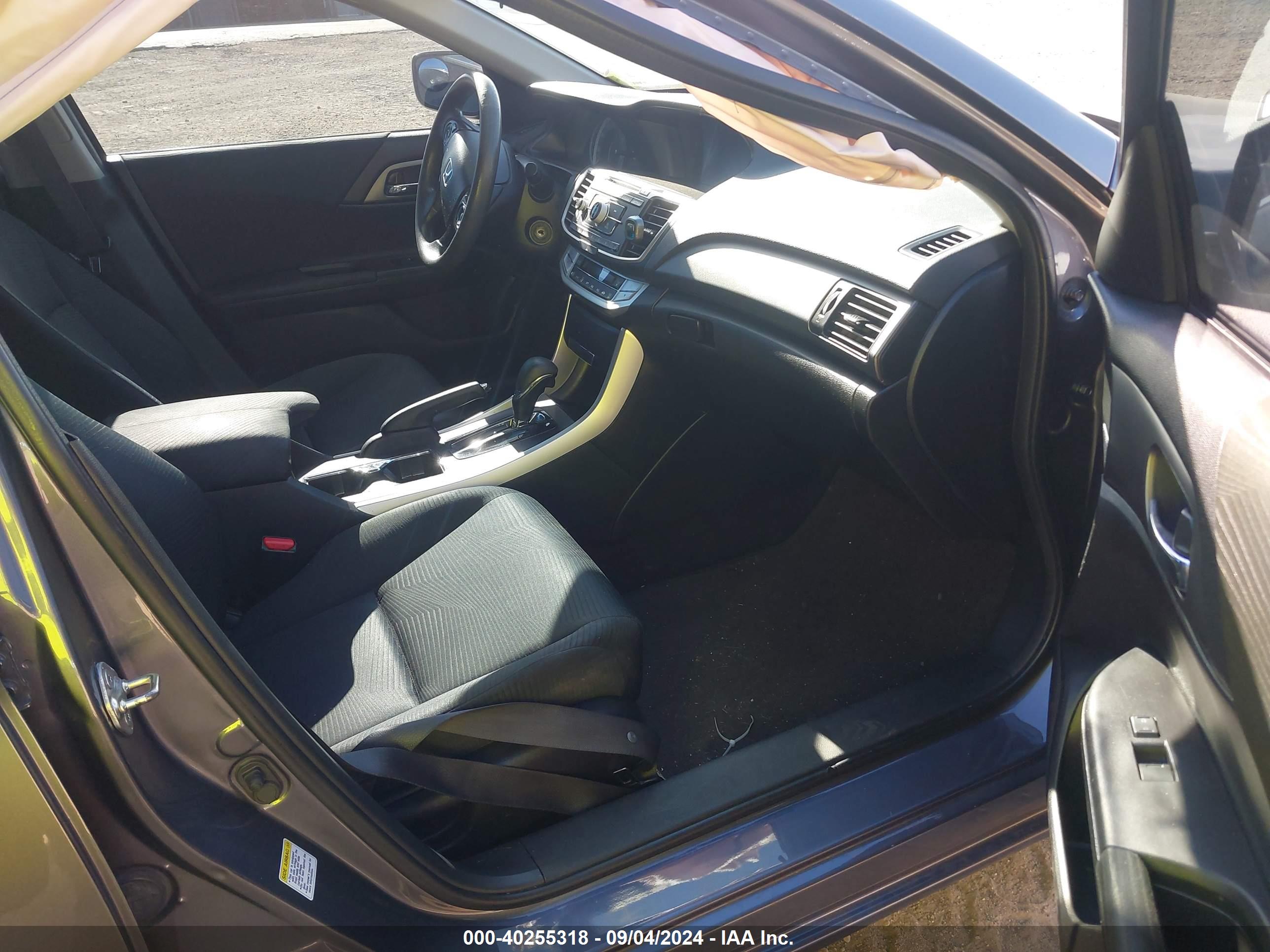 HONDA ACCORD image 5