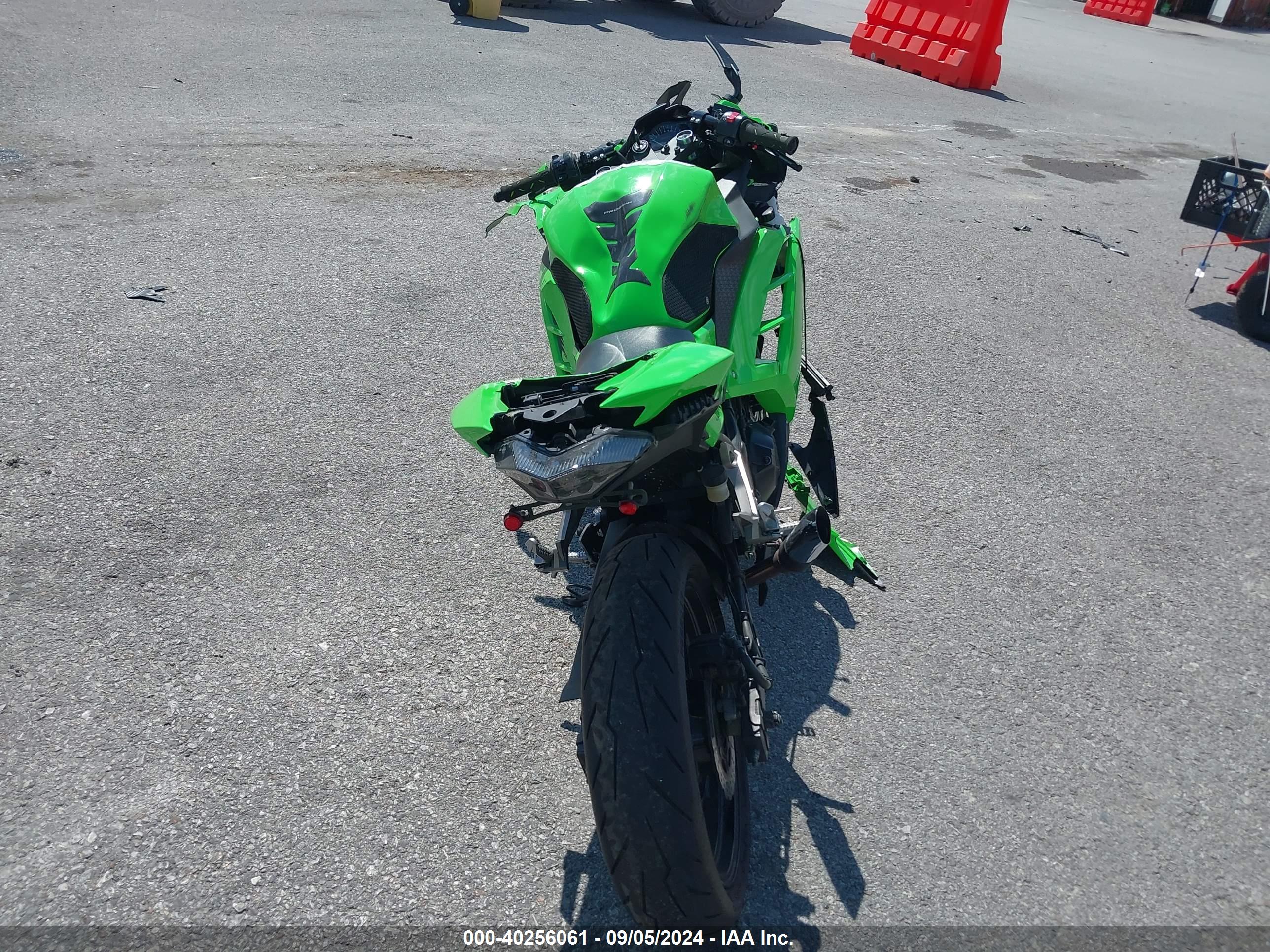 KAWASAKI EX300 image 6