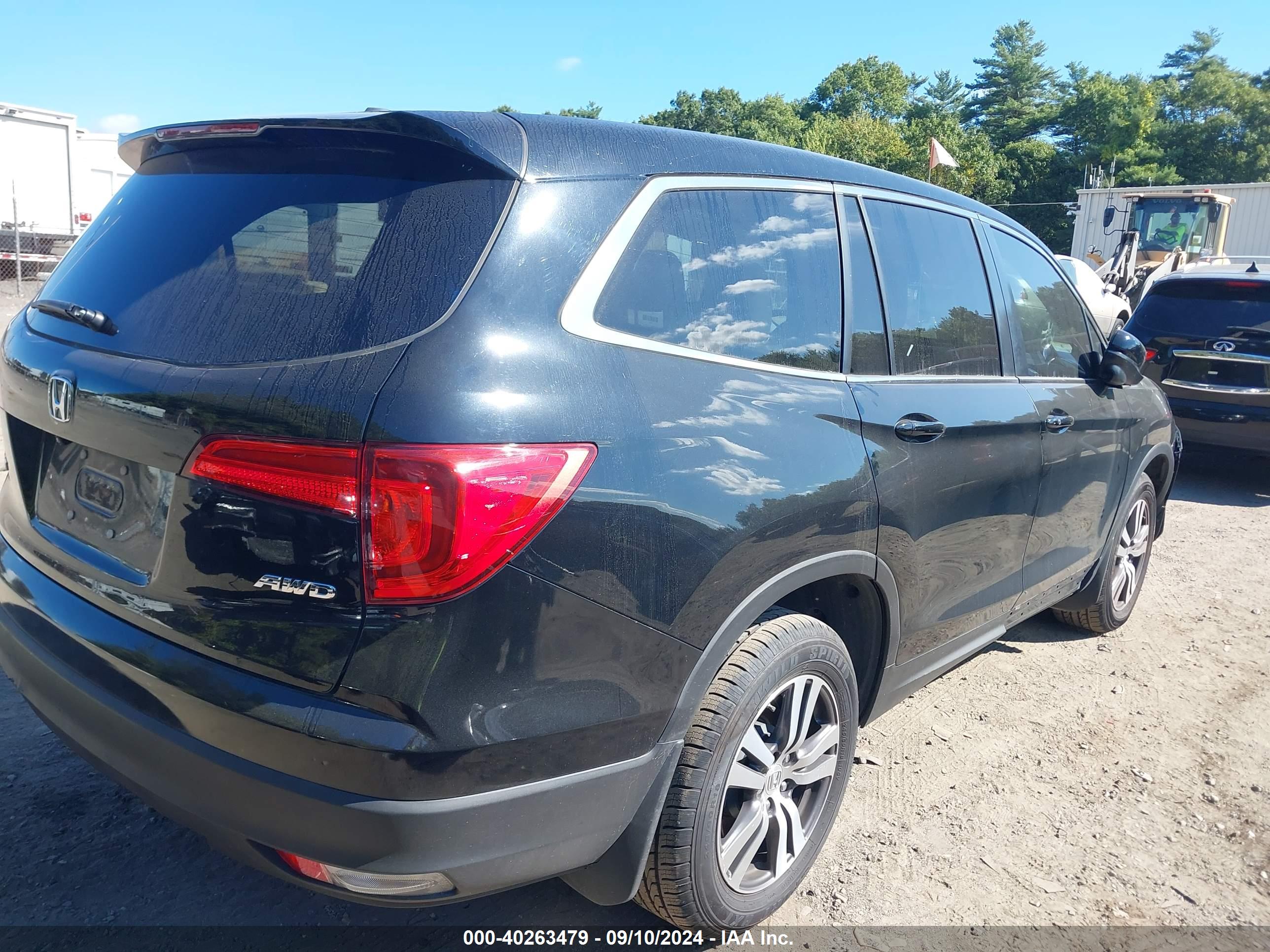 HONDA PILOT image 4