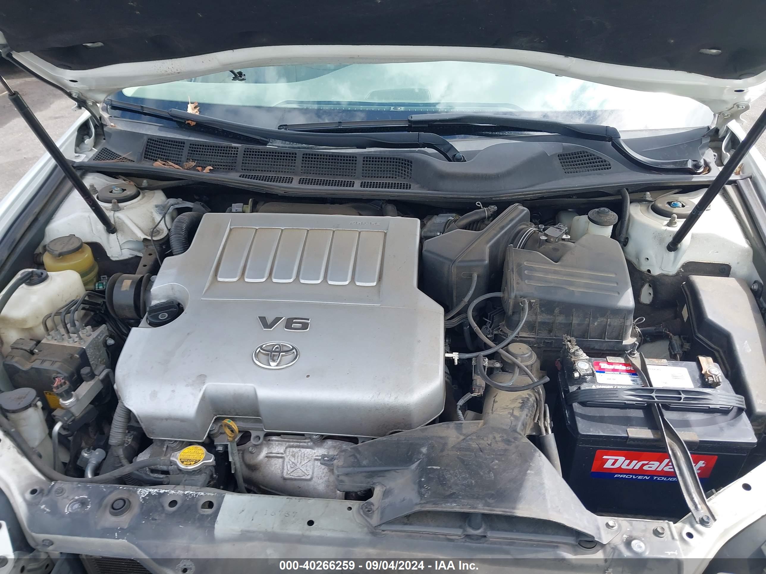 TOYOTA AVALON image 10