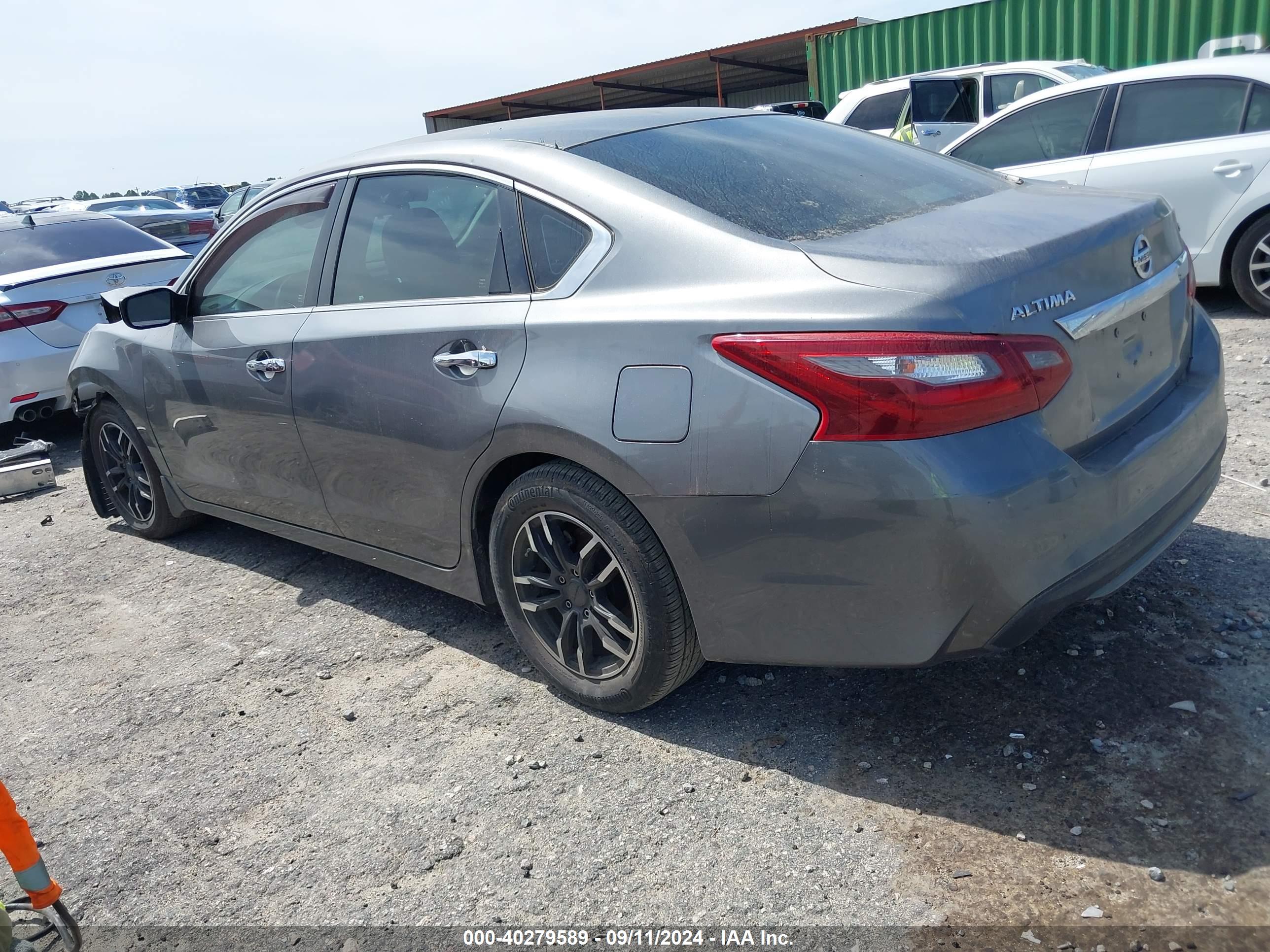 NISSAN ALTIMA image 3
