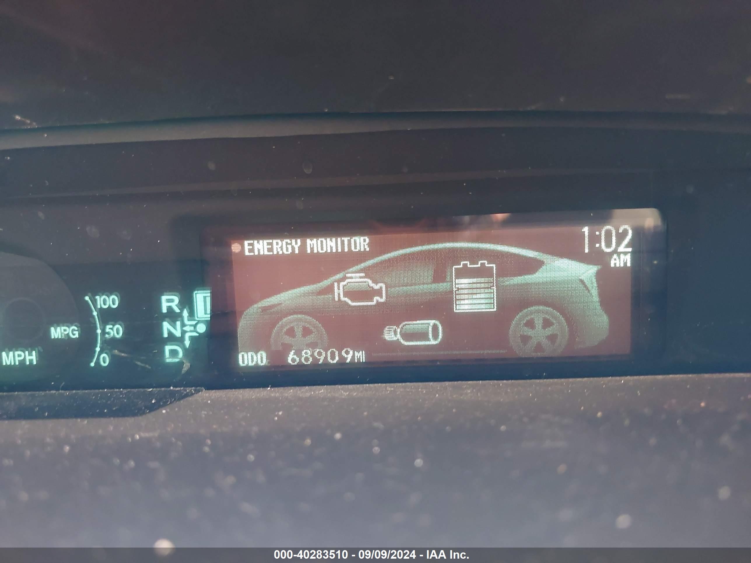 TOYOTA PRIUS image 7