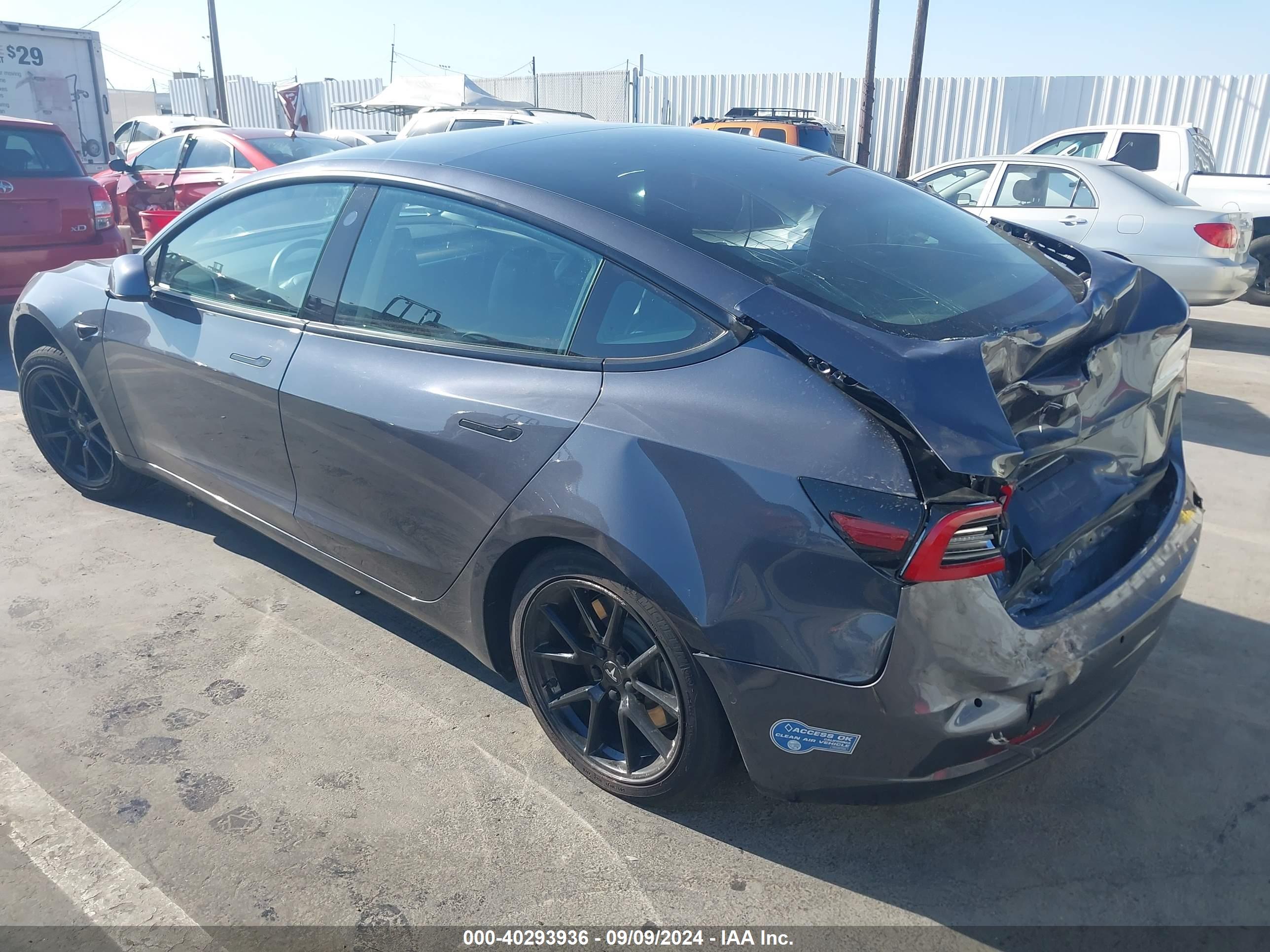TESLA MODEL image 3