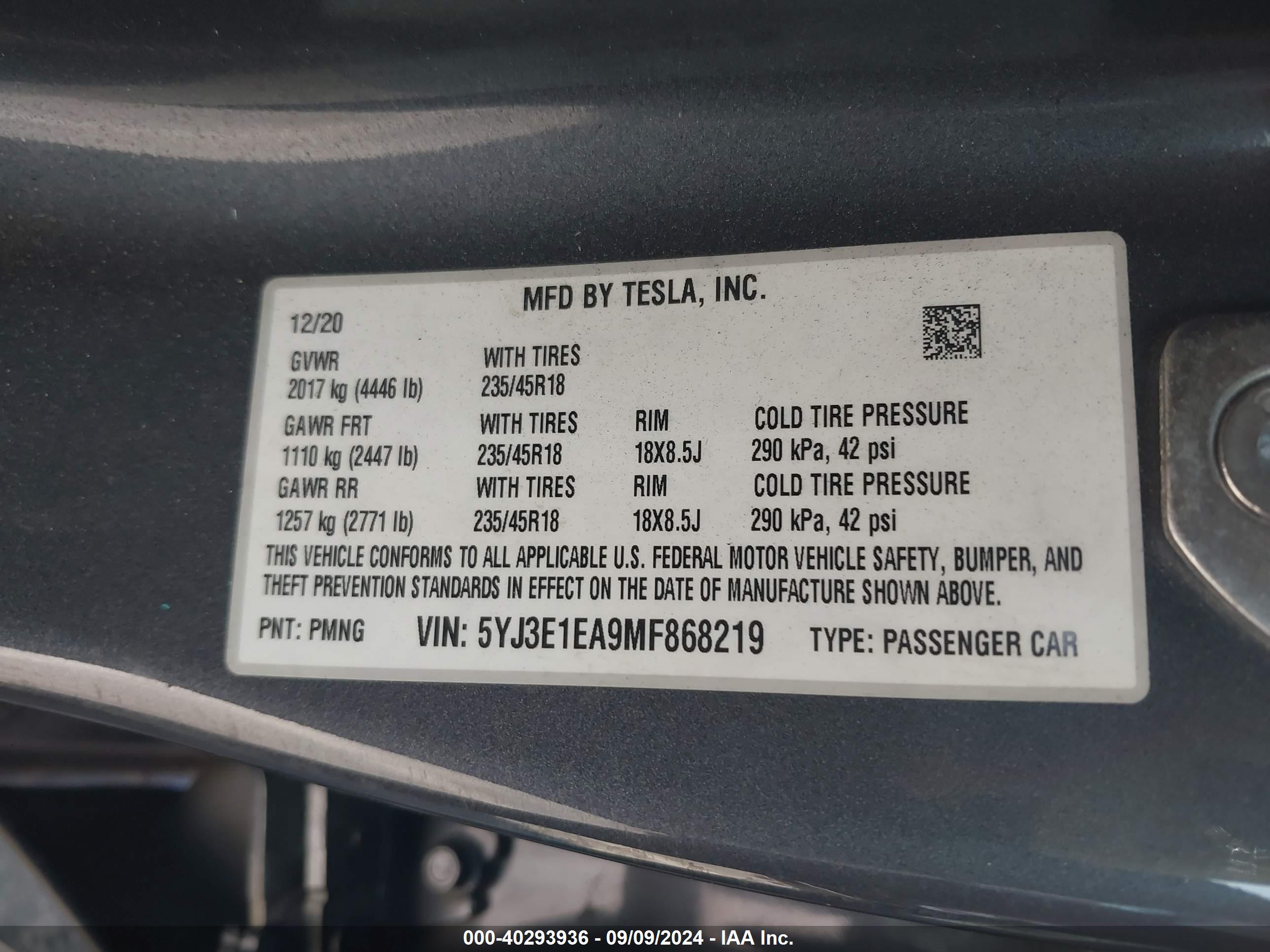 TESLA MODEL image 9