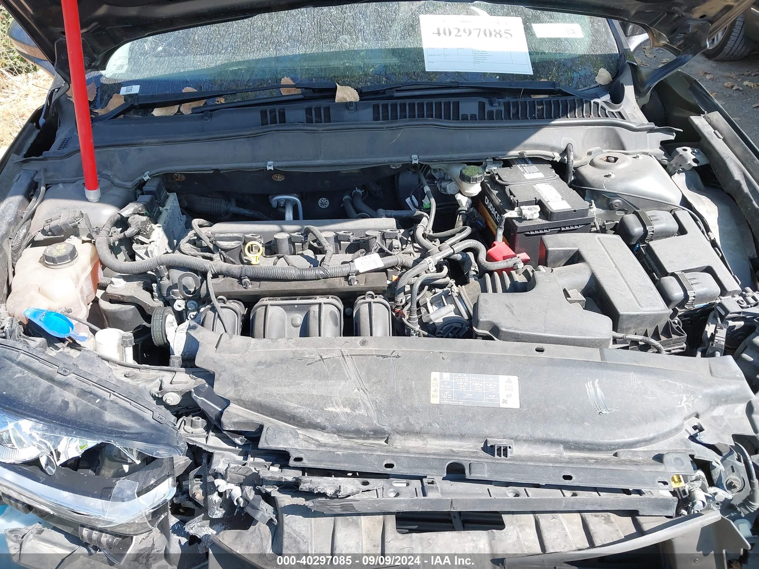 FORD FUSION image 10