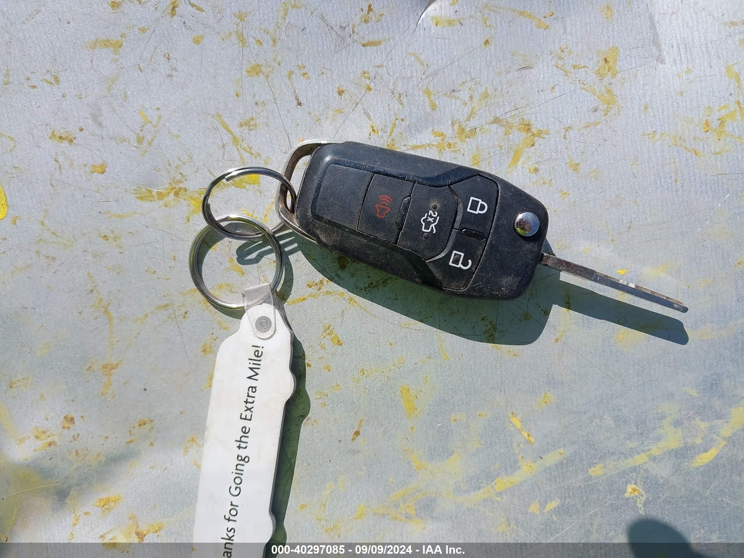 FORD FUSION image 11