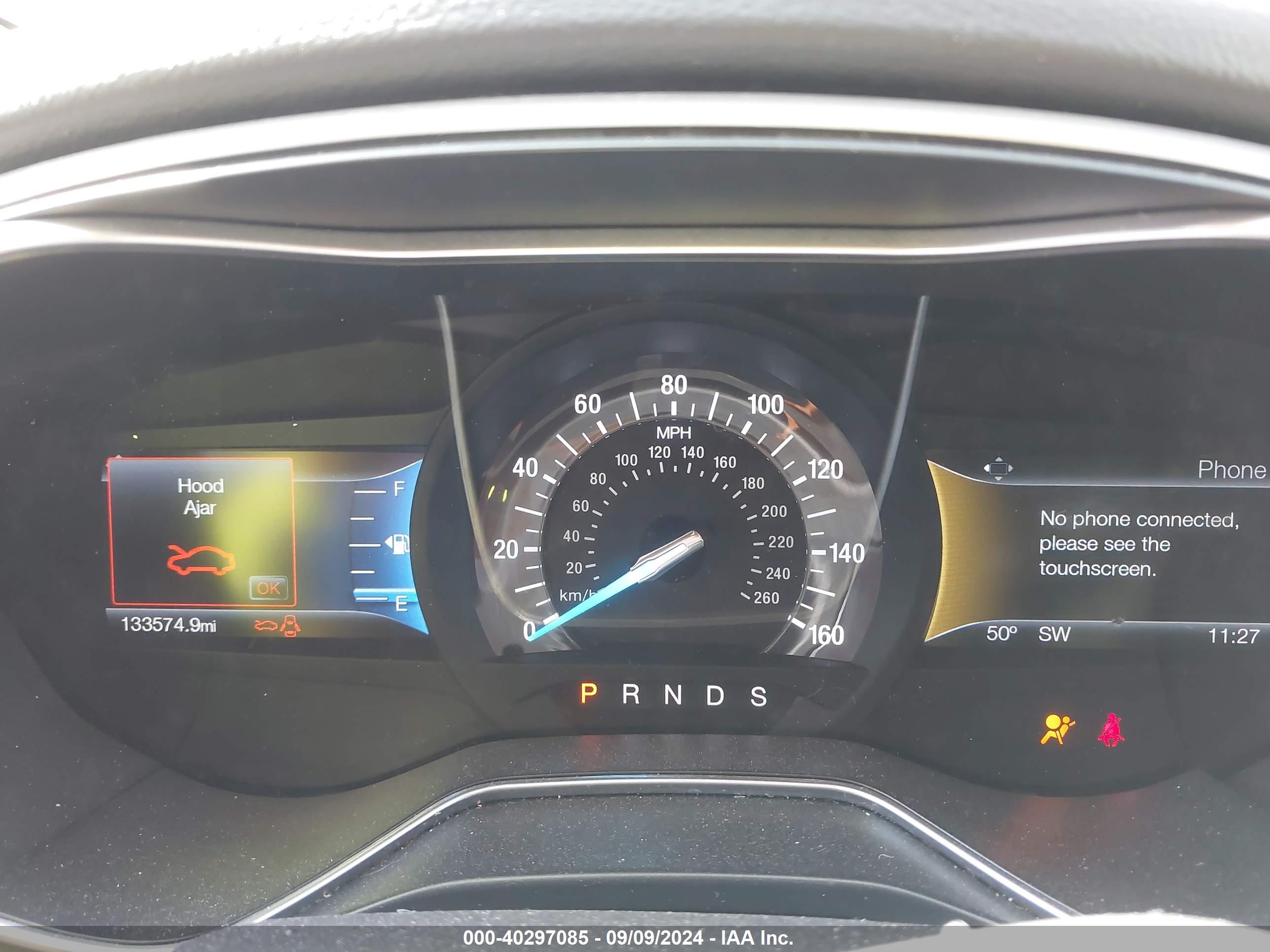 FORD FUSION image 7
