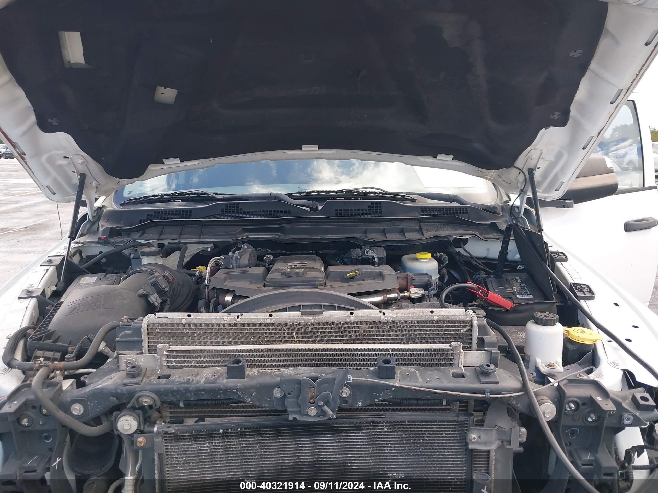 RAM 2500 image 10