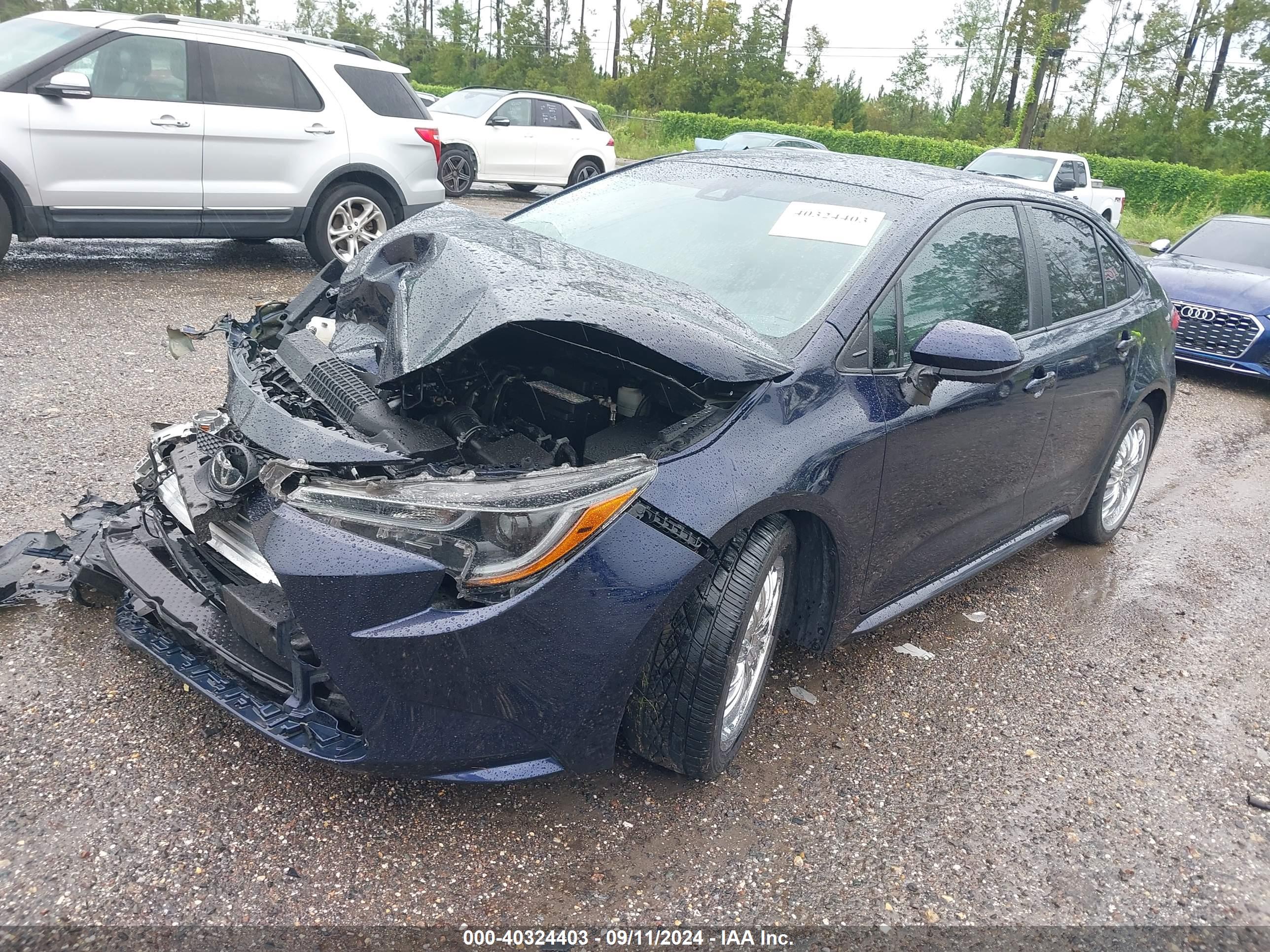 TOYOTA COROLLA image 2