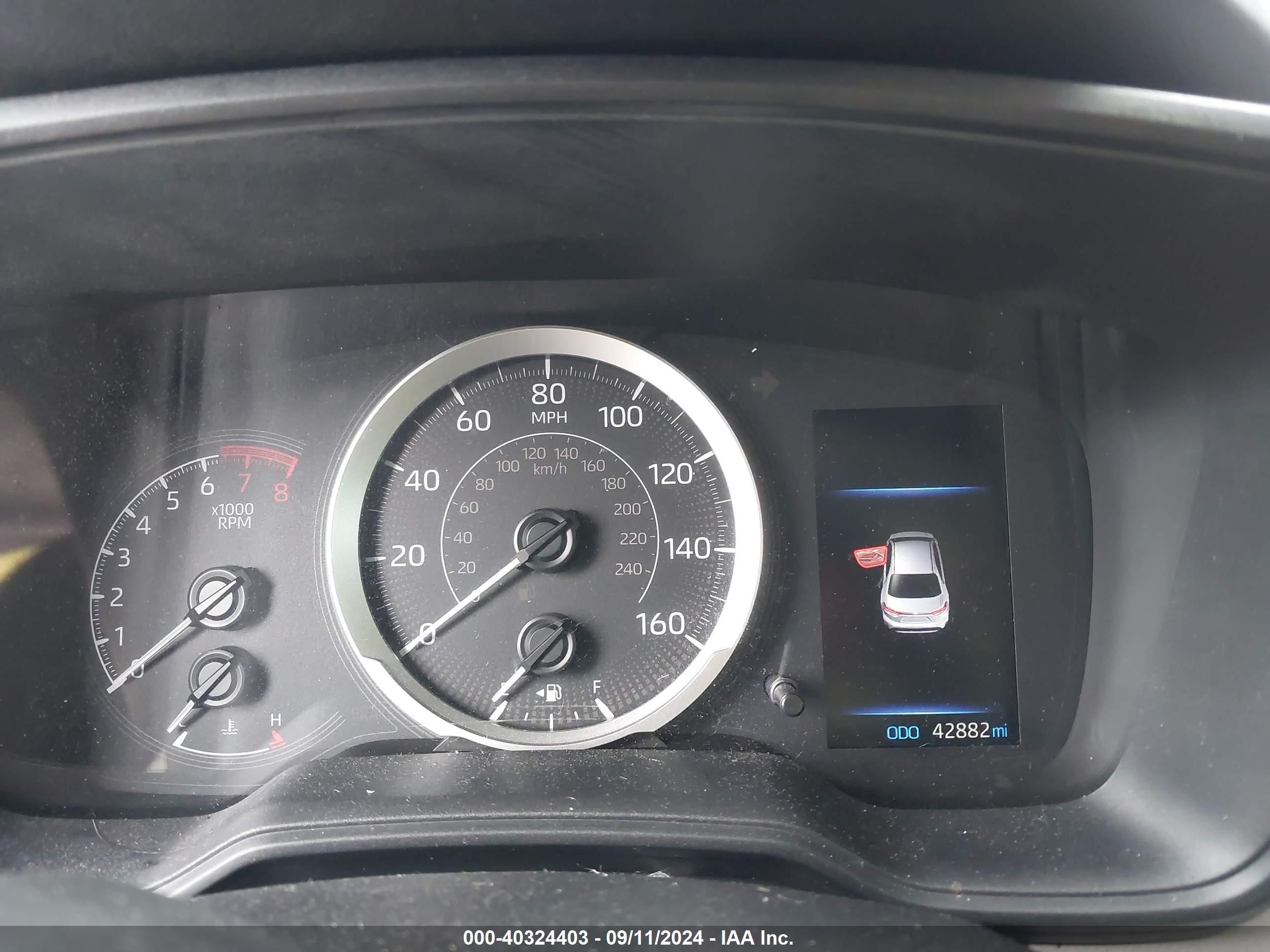 TOYOTA COROLLA image 7