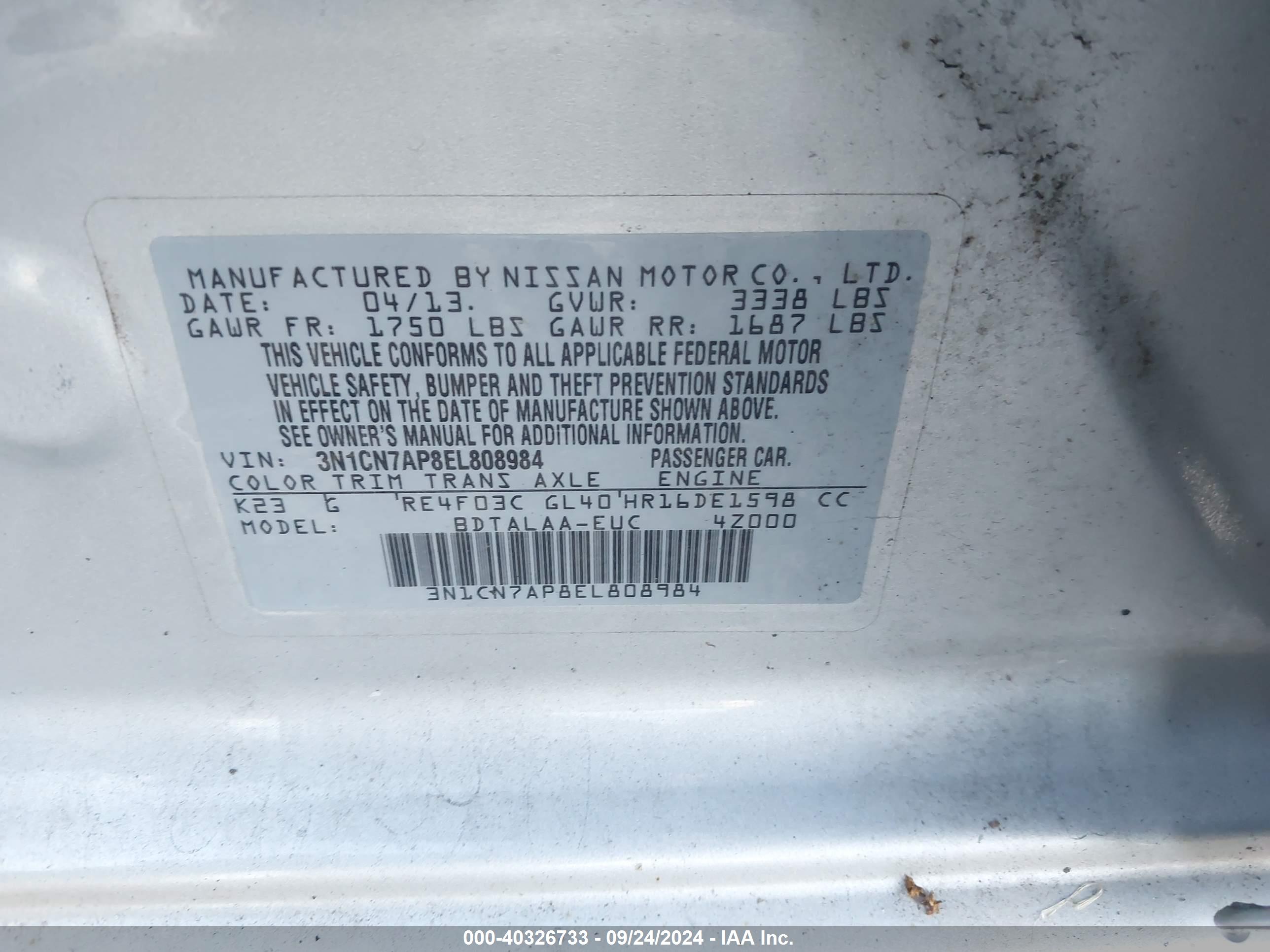 NISSAN VERSA image 9