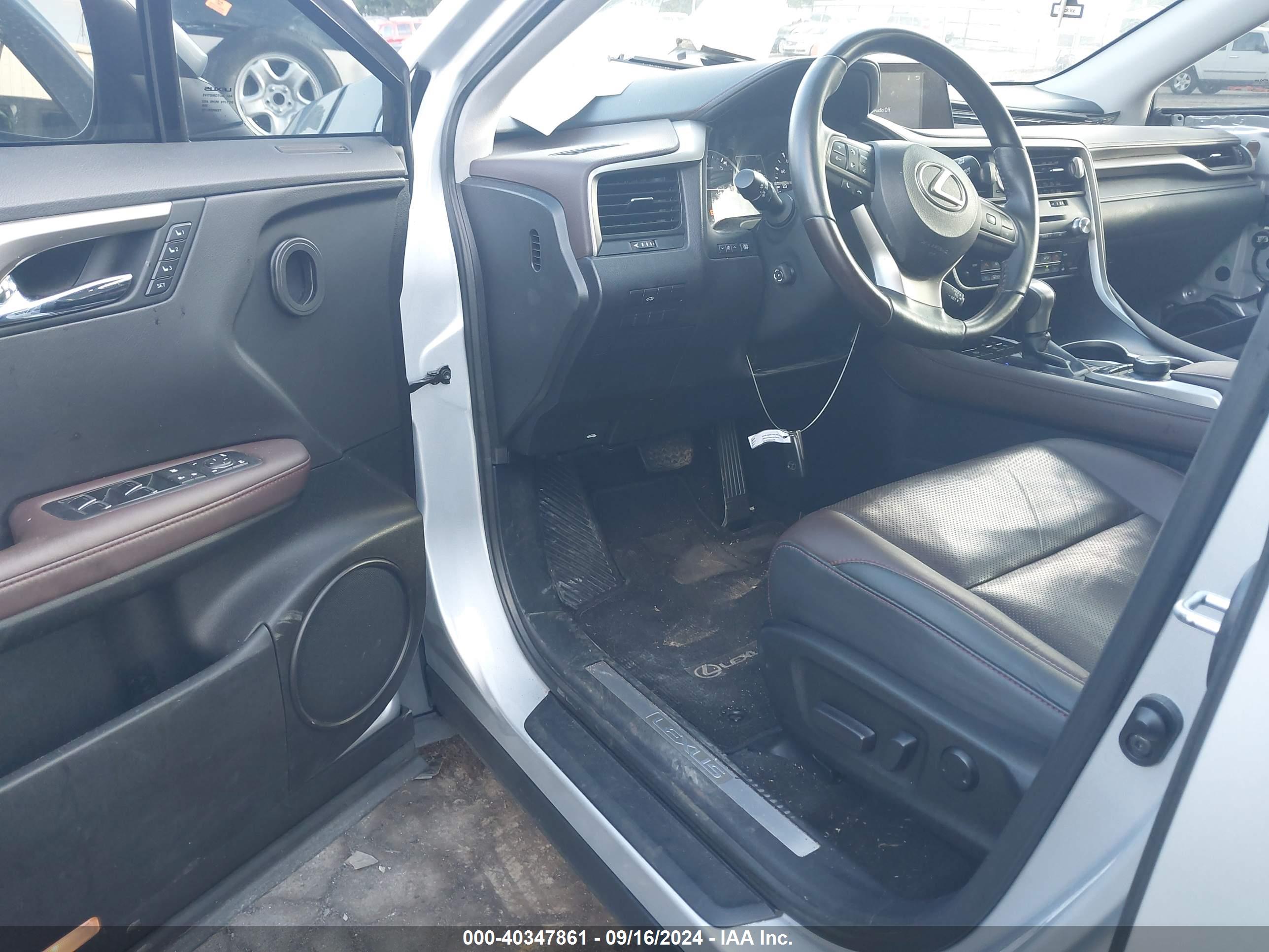 LEXUS RX image 5