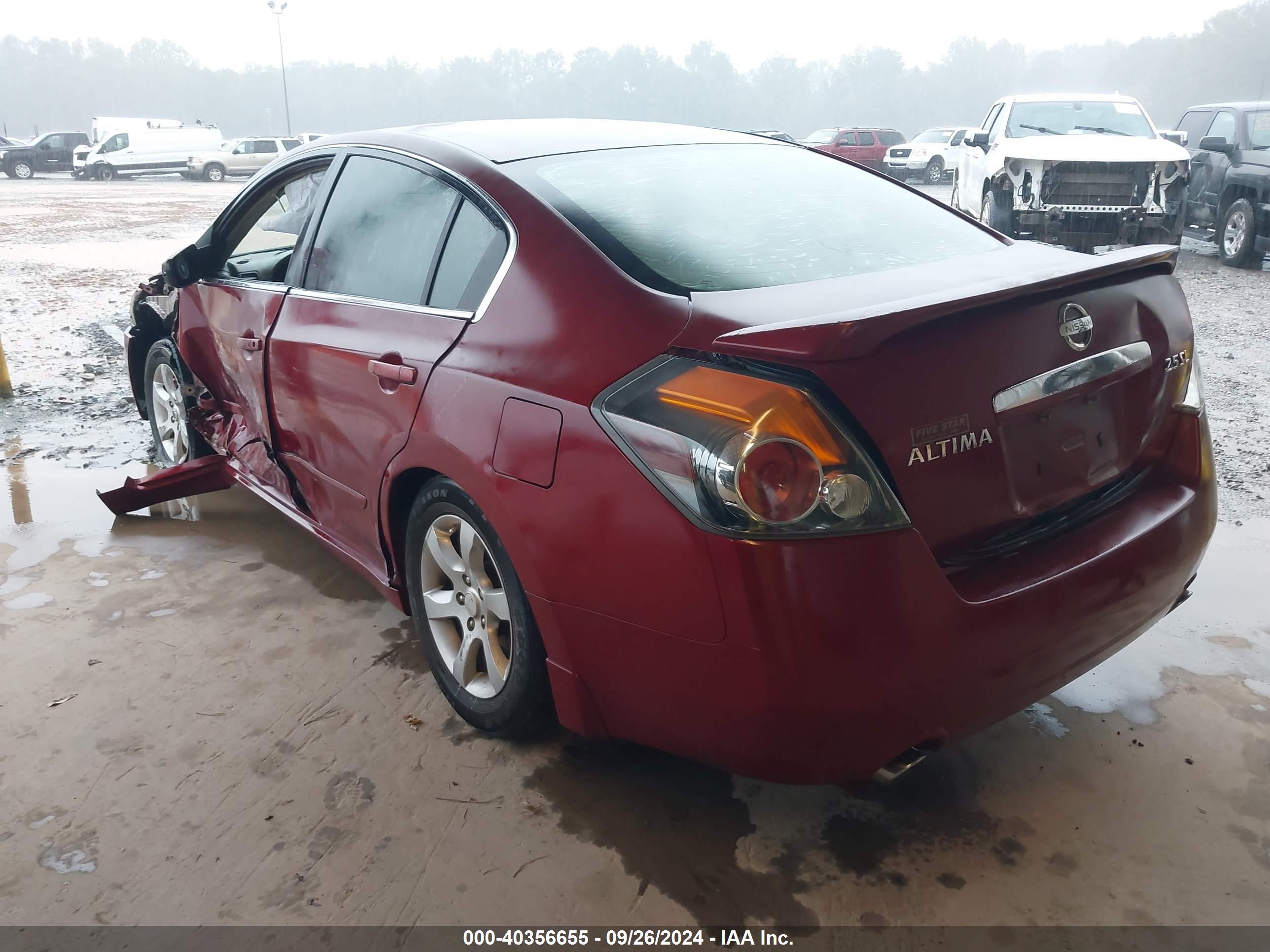 NISSAN ALTIMA image 3