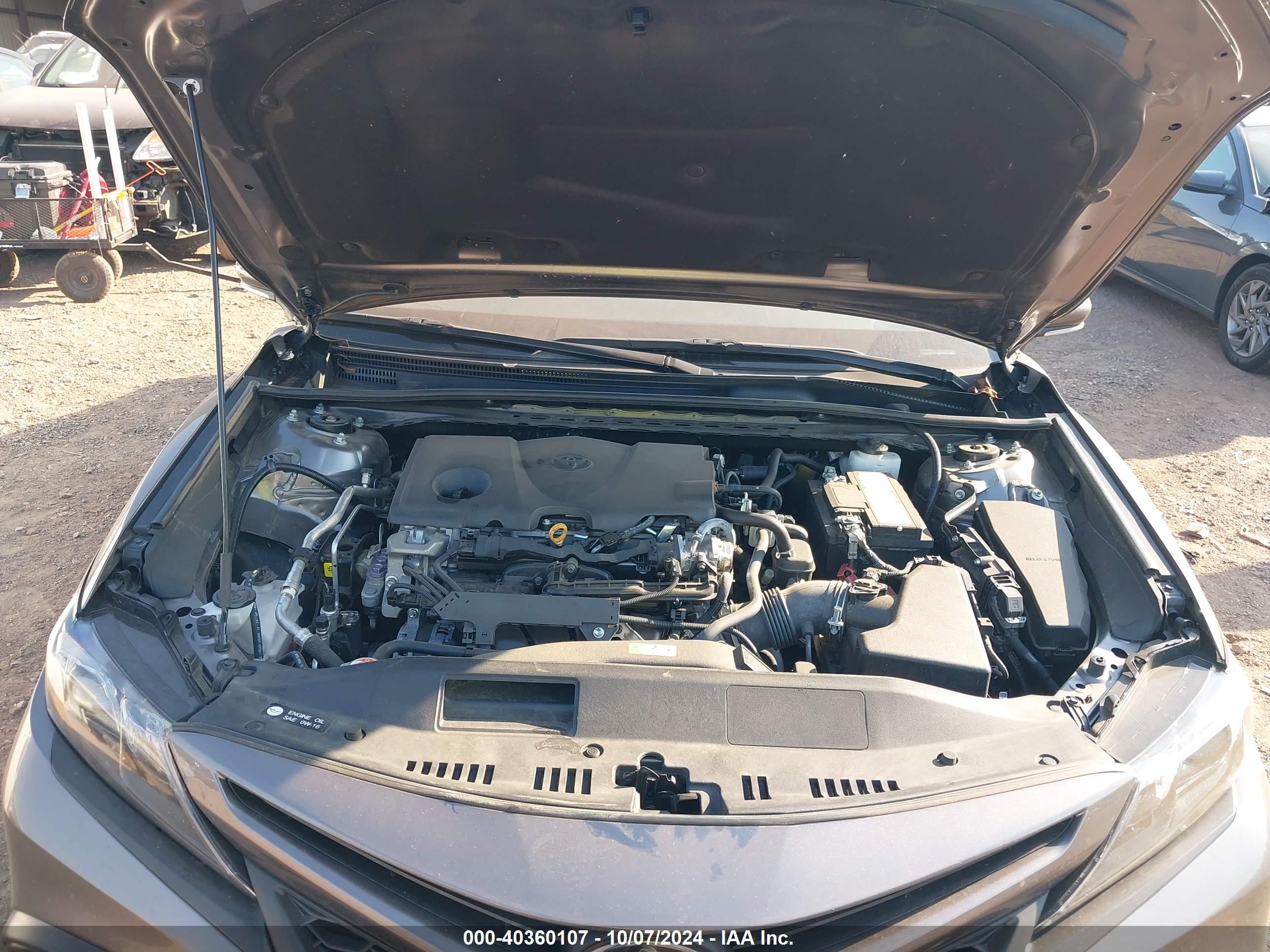 TOYOTA CAMRY image 10