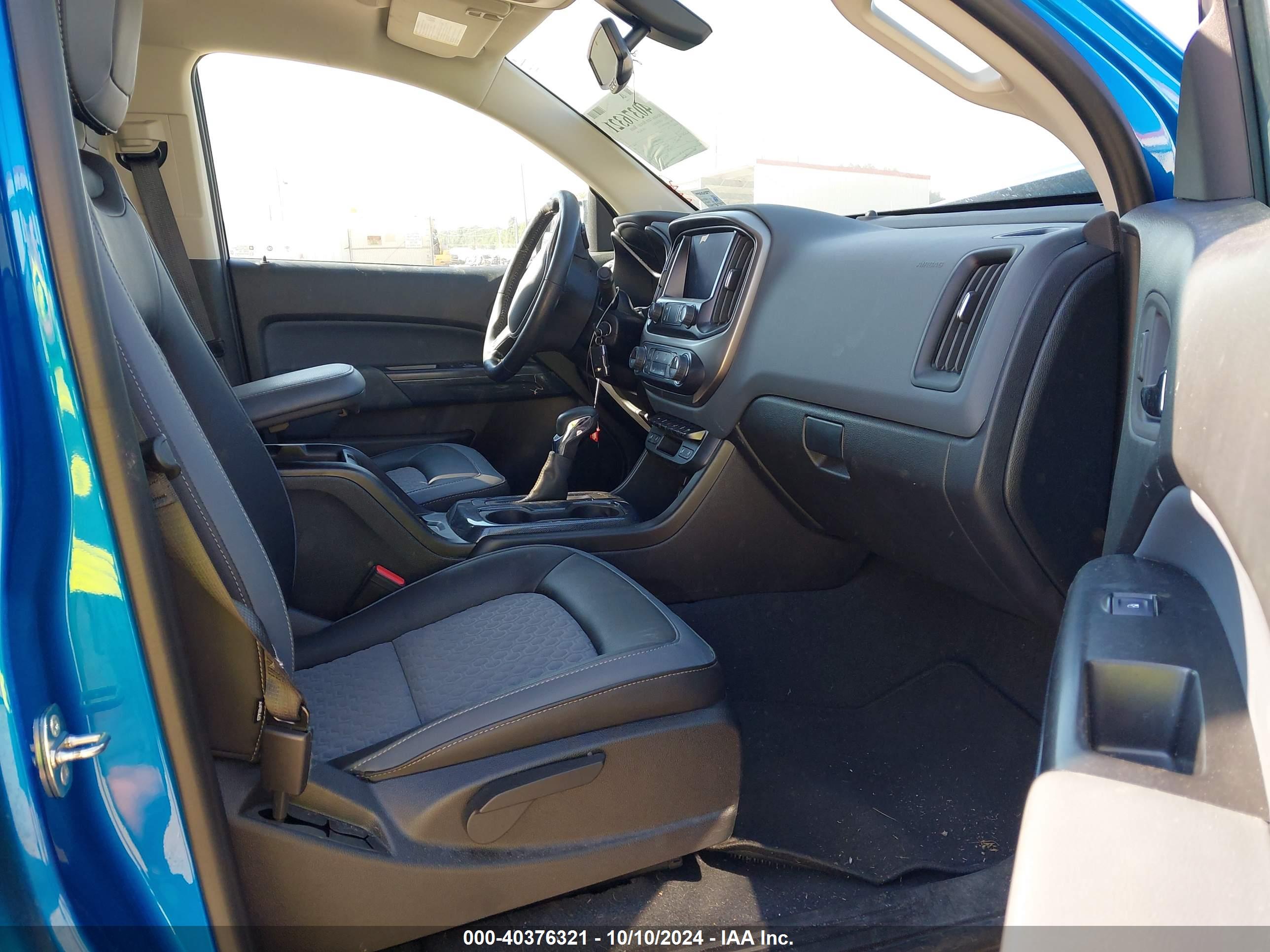CHEVROLET COLORADO image 5